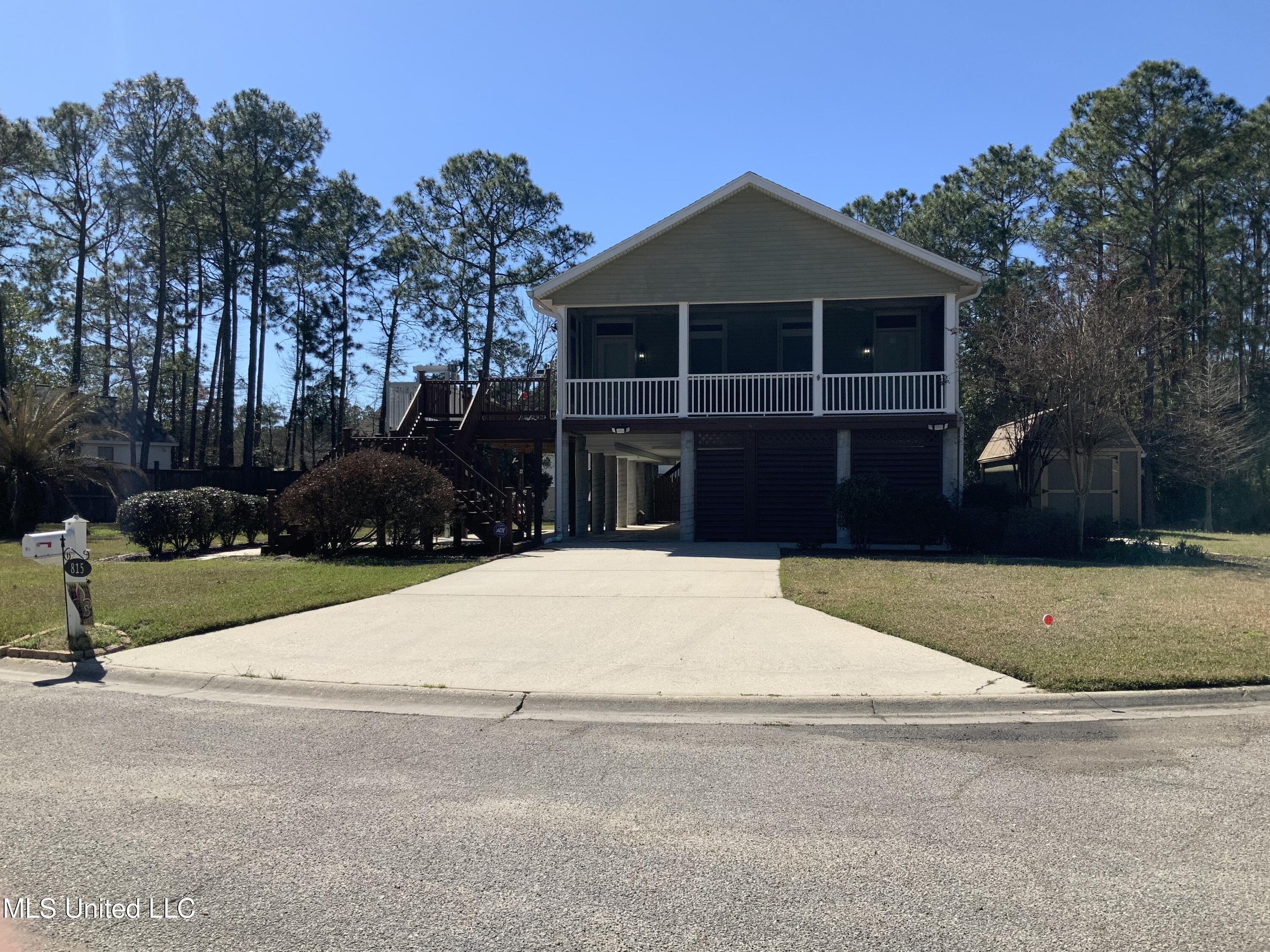 815 Deer Trail Lane, Pass Christian, Mississippi image 1