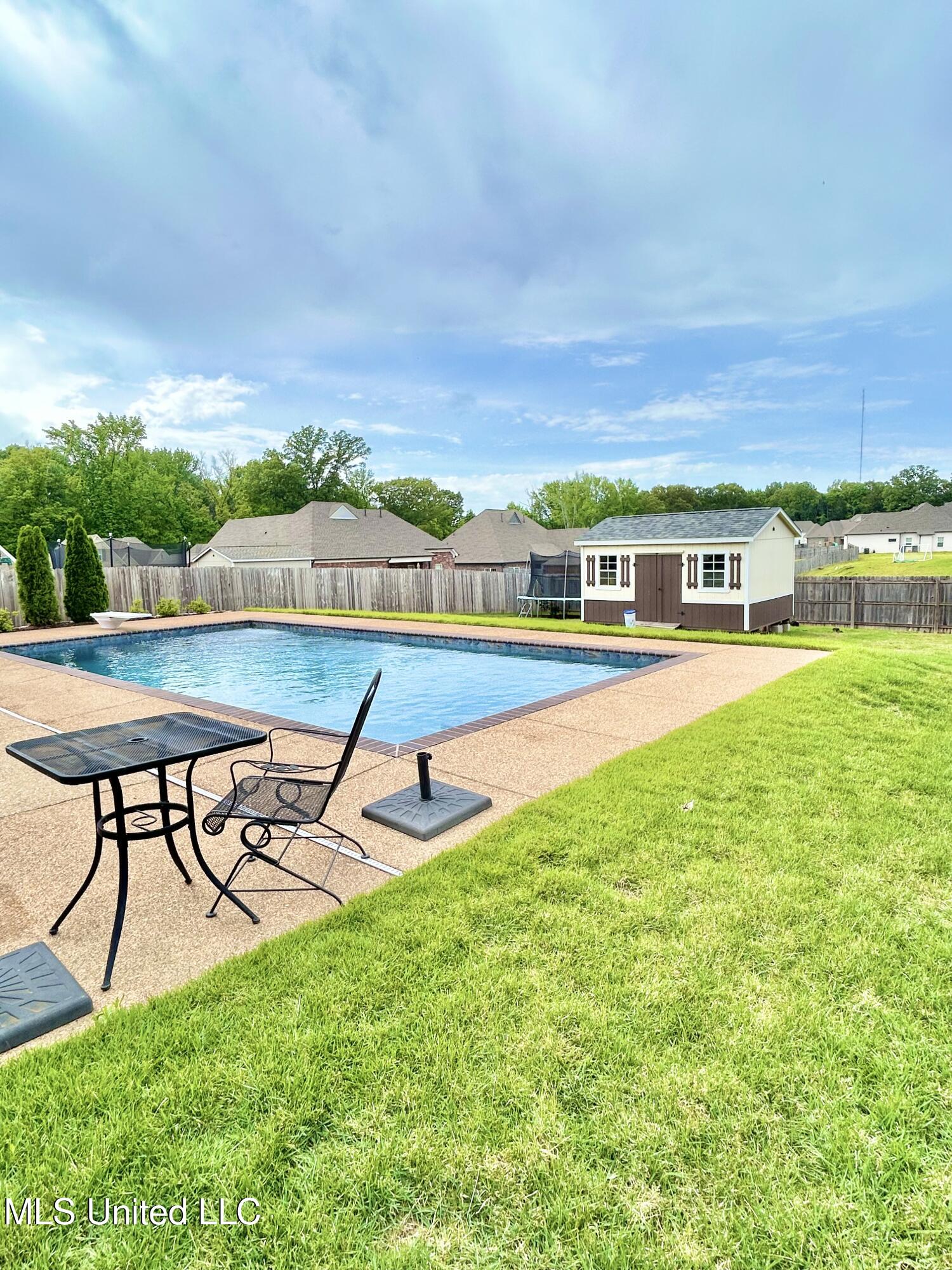 698 Rikard Drive, Hernando, Mississippi image 9