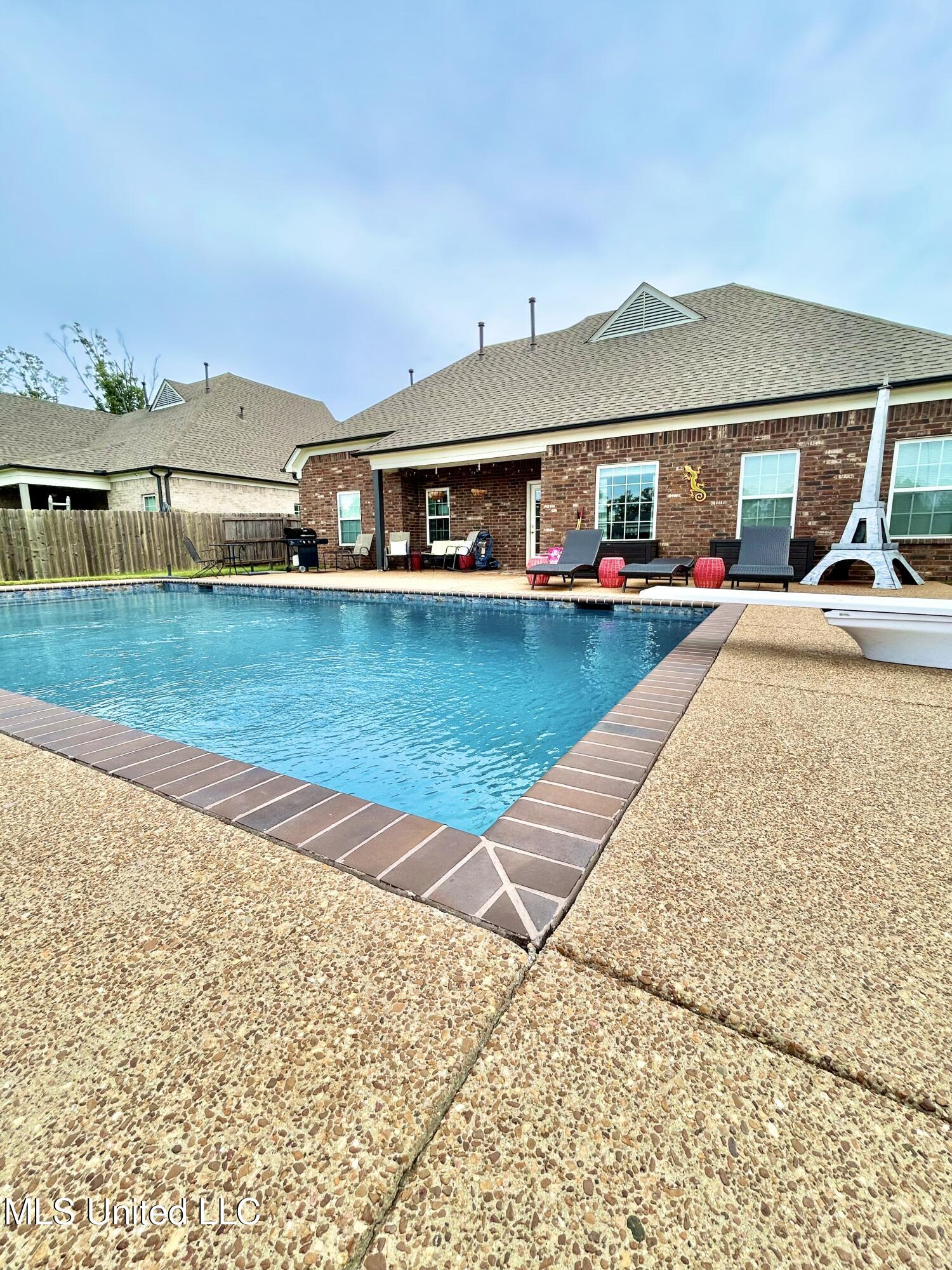698 Rikard Drive, Hernando, Mississippi image 8