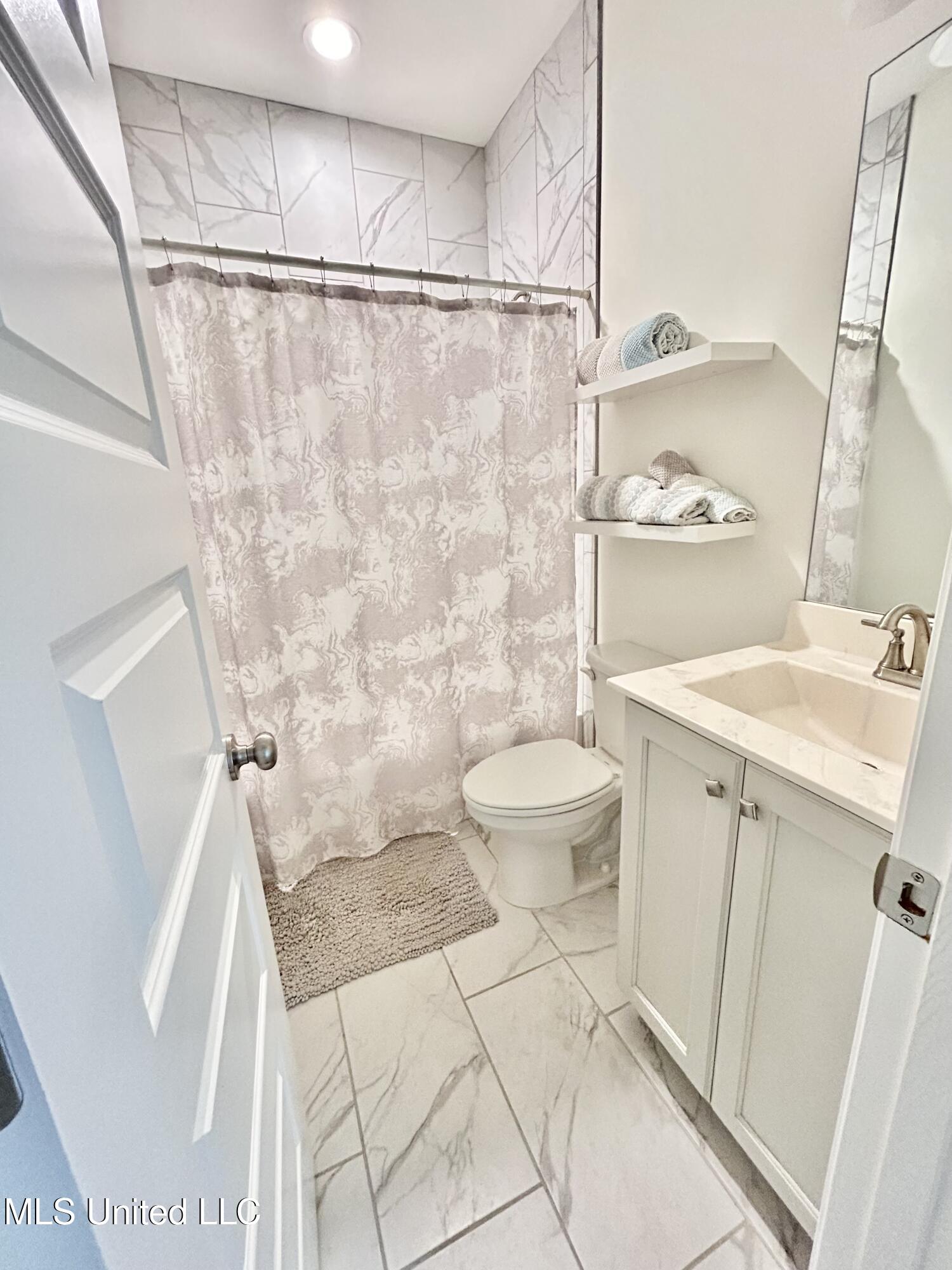 698 Rikard Drive, Hernando, Mississippi image 24