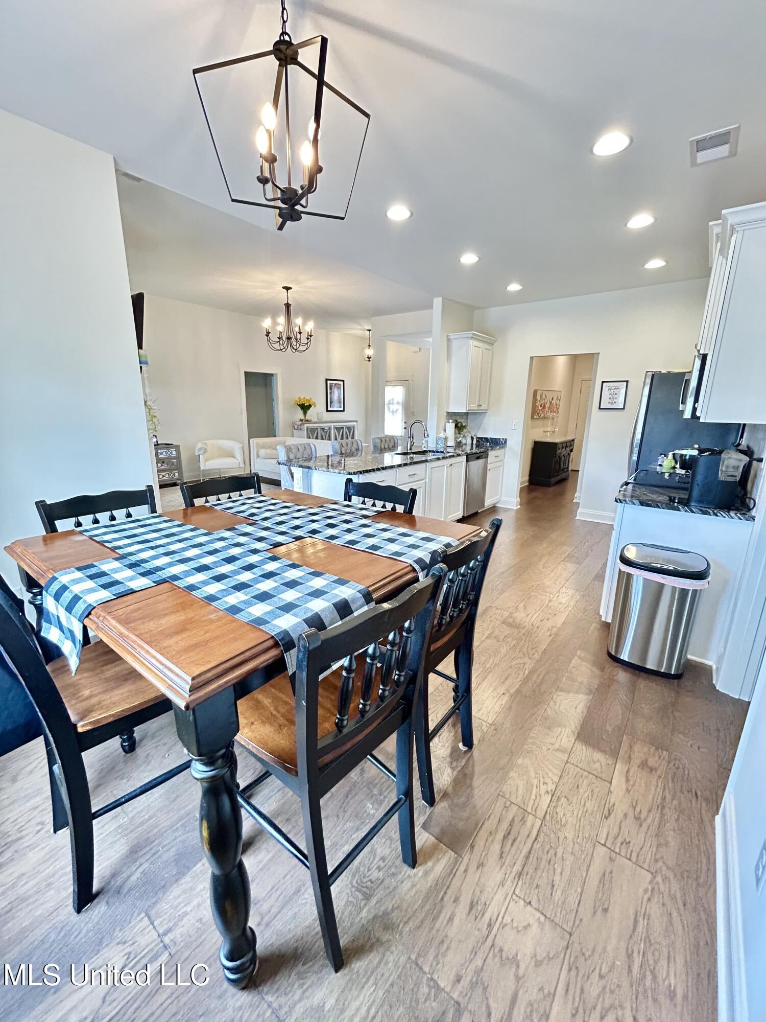 698 Rikard Drive, Hernando, Mississippi image 16