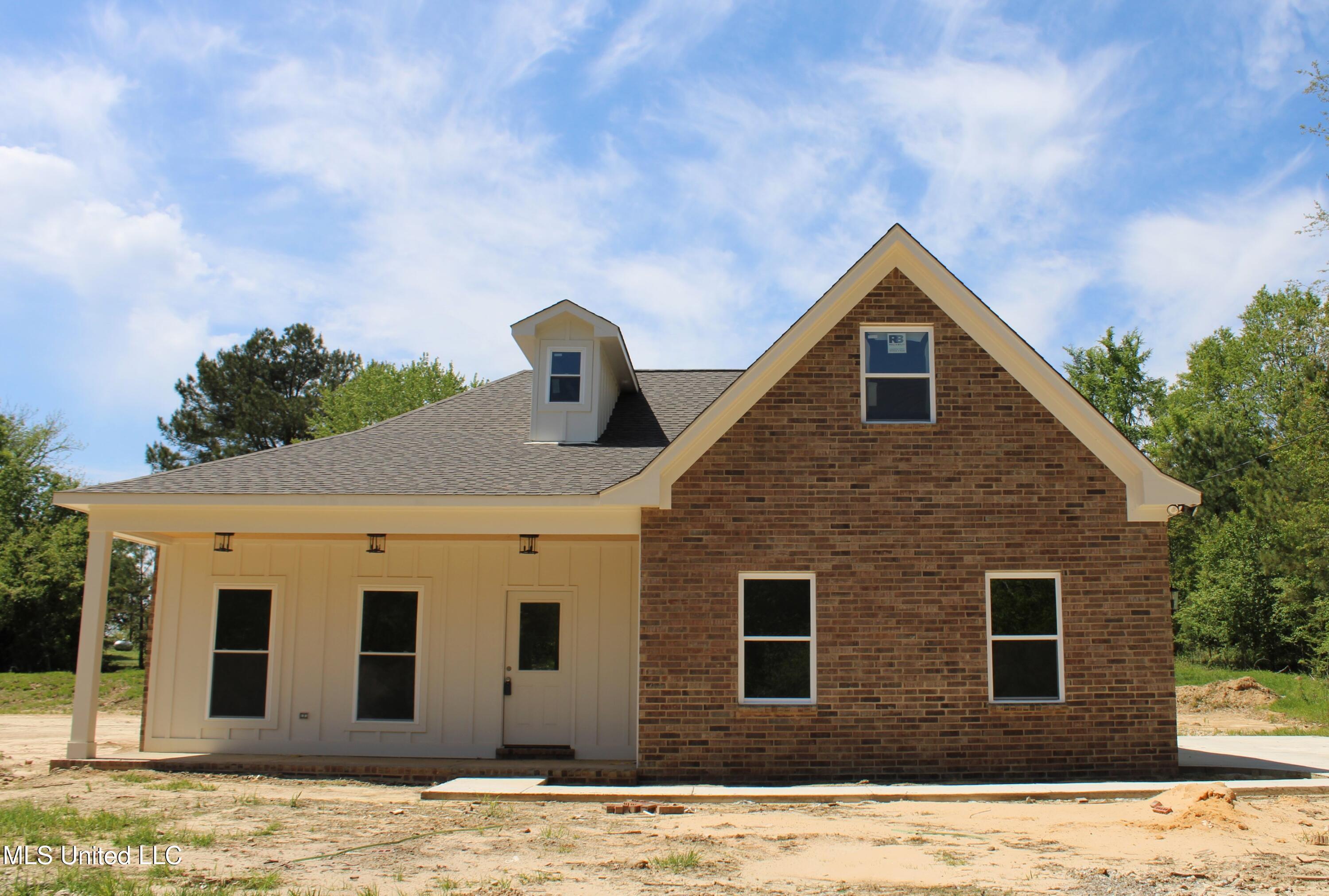 184 S Fuller Street, Byhalia, Mississippi image 1