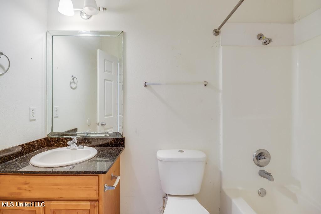 11599 Acorn Drive, Gulfport, Mississippi image 10