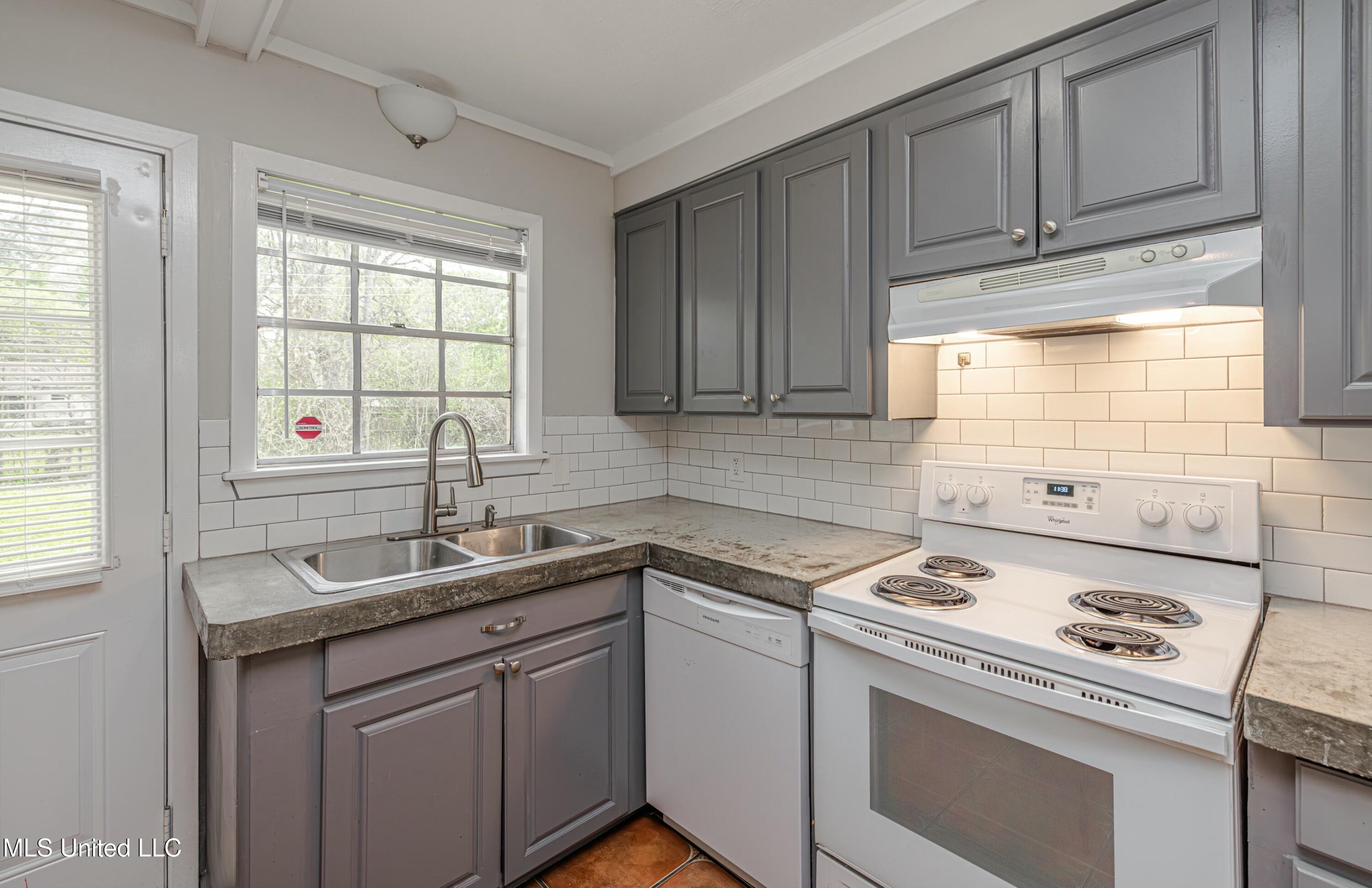 415 Boehle Street, Pearl, Mississippi image 13