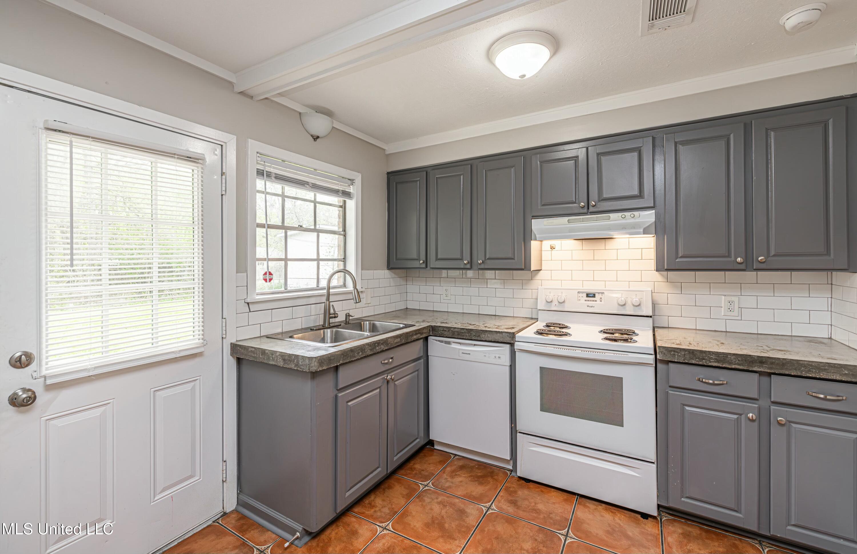 415 Boehle Street, Pearl, Mississippi image 9