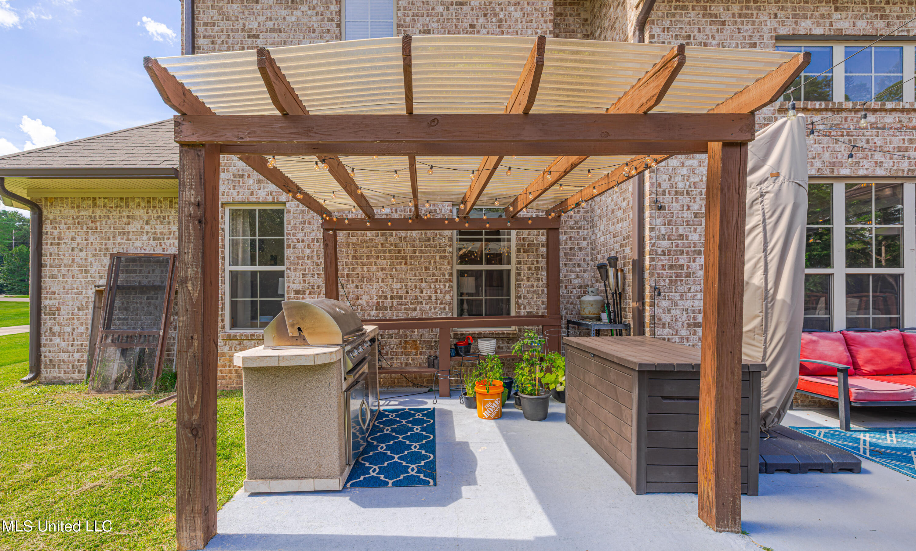 Clinton, Mississippi 39056, United States, 4 Bedrooms Bedrooms, ,5 BathroomsBathrooms,Residential,Pending,176248