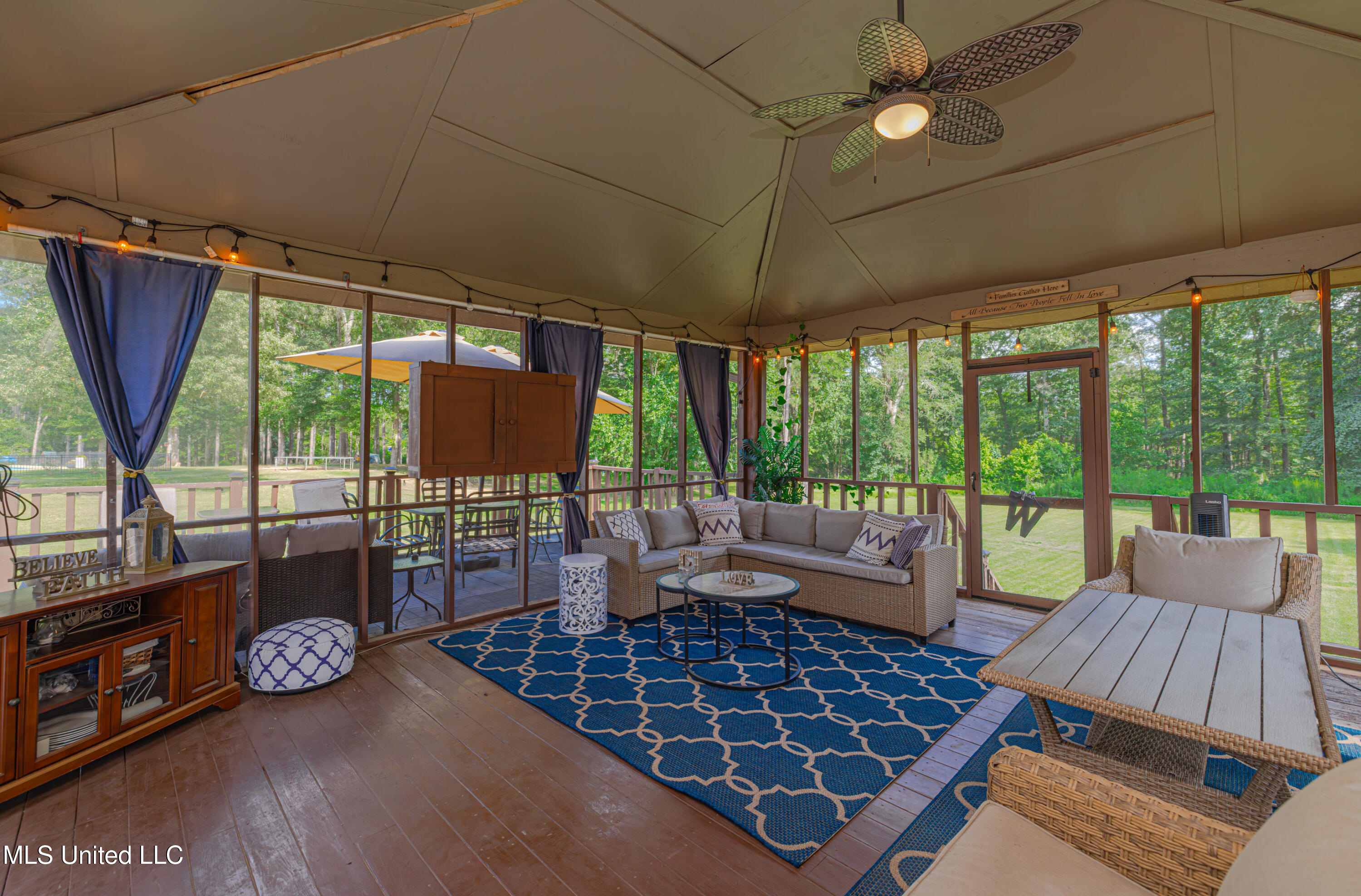 Clinton, Mississippi 39056, United States, 4 Bedrooms Bedrooms, ,5 BathroomsBathrooms,Residential,Pending,176248