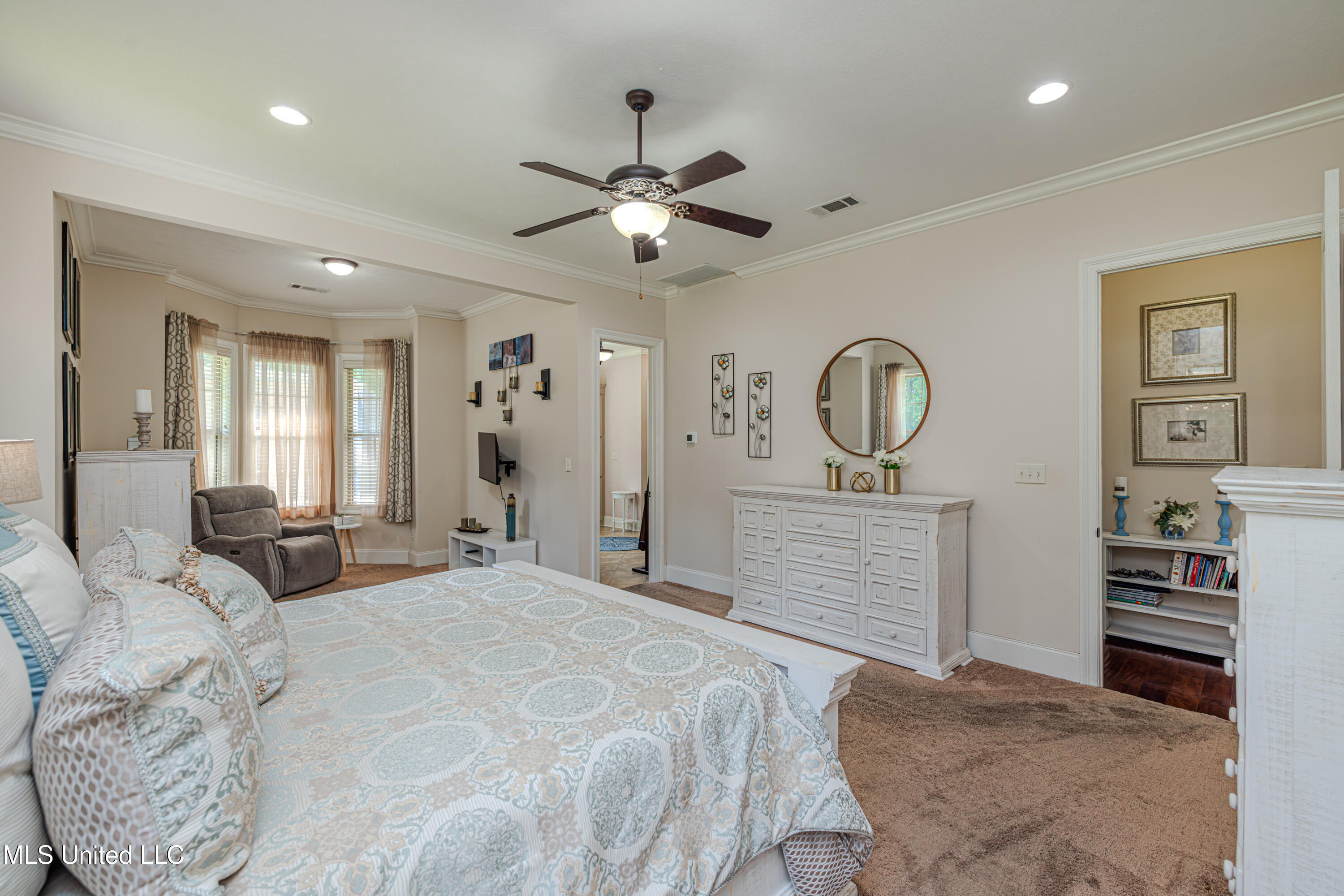 Clinton, Mississippi 39056, United States, 4 Bedrooms Bedrooms, ,5 BathroomsBathrooms,Residential,Pending,176248