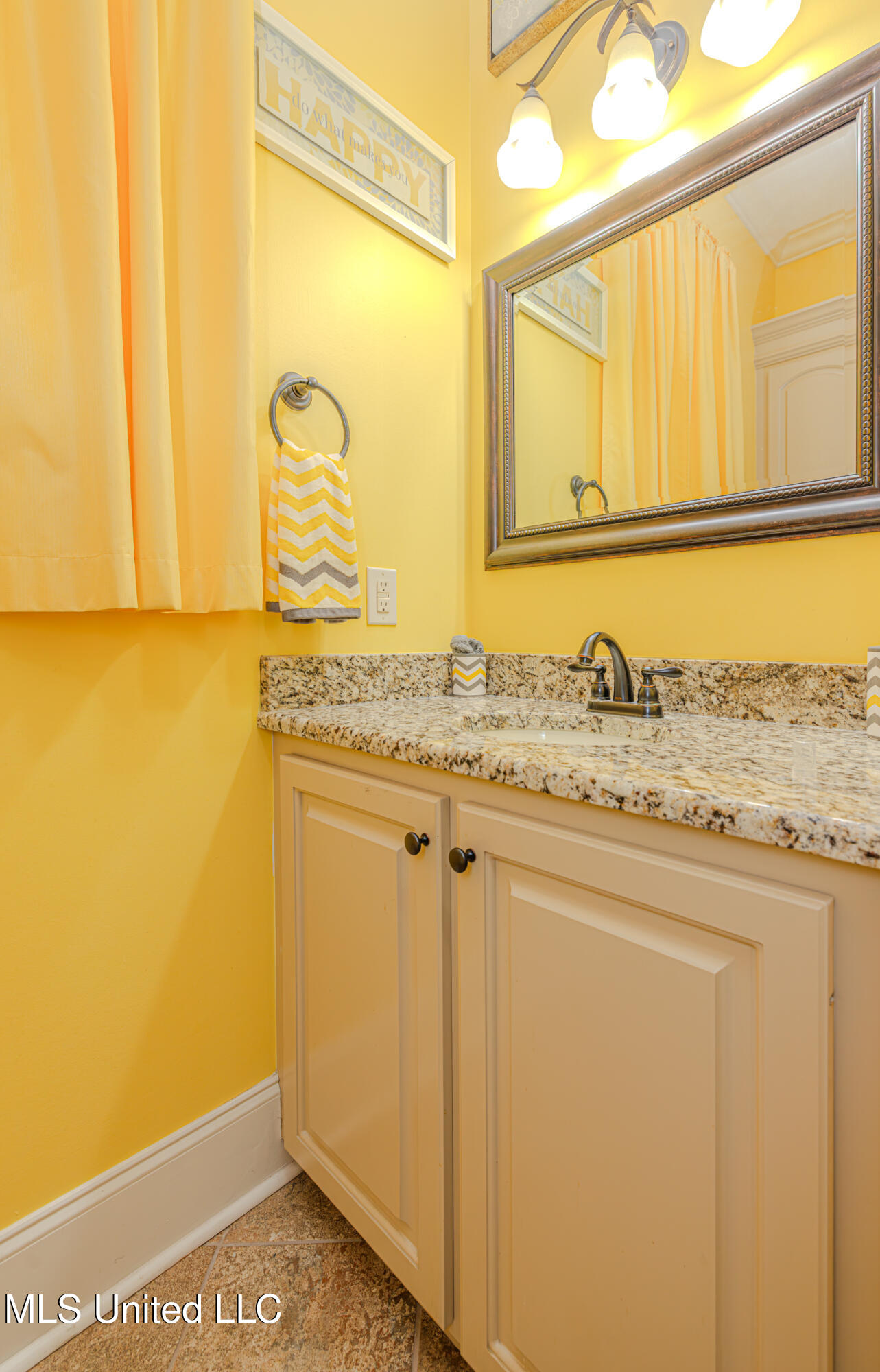 Clinton, Mississippi 39056, United States, 4 Bedrooms Bedrooms, ,5 BathroomsBathrooms,Residential,Pending,176248