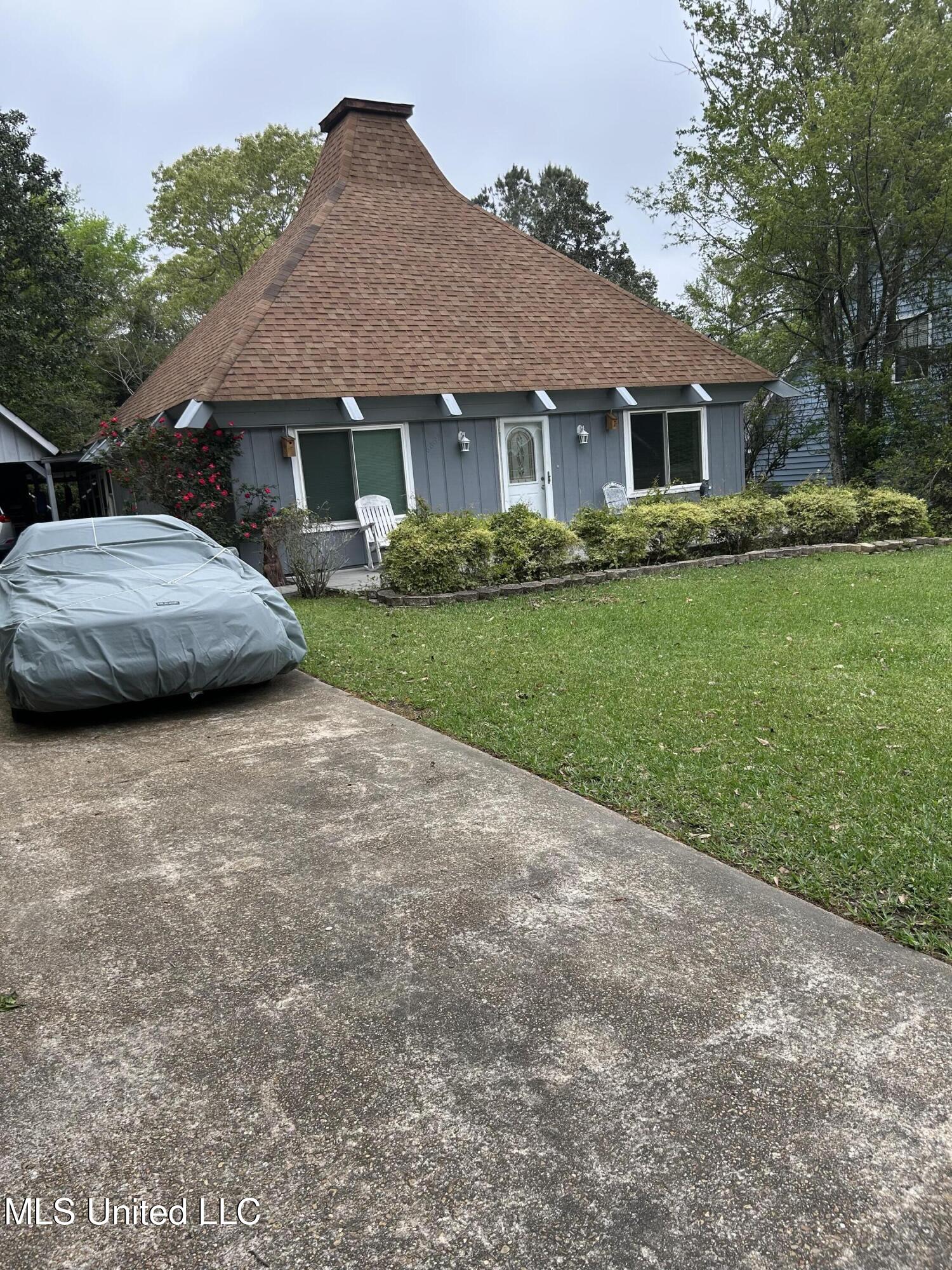 6837 Hilo Street, Diamondhead, Mississippi image 2