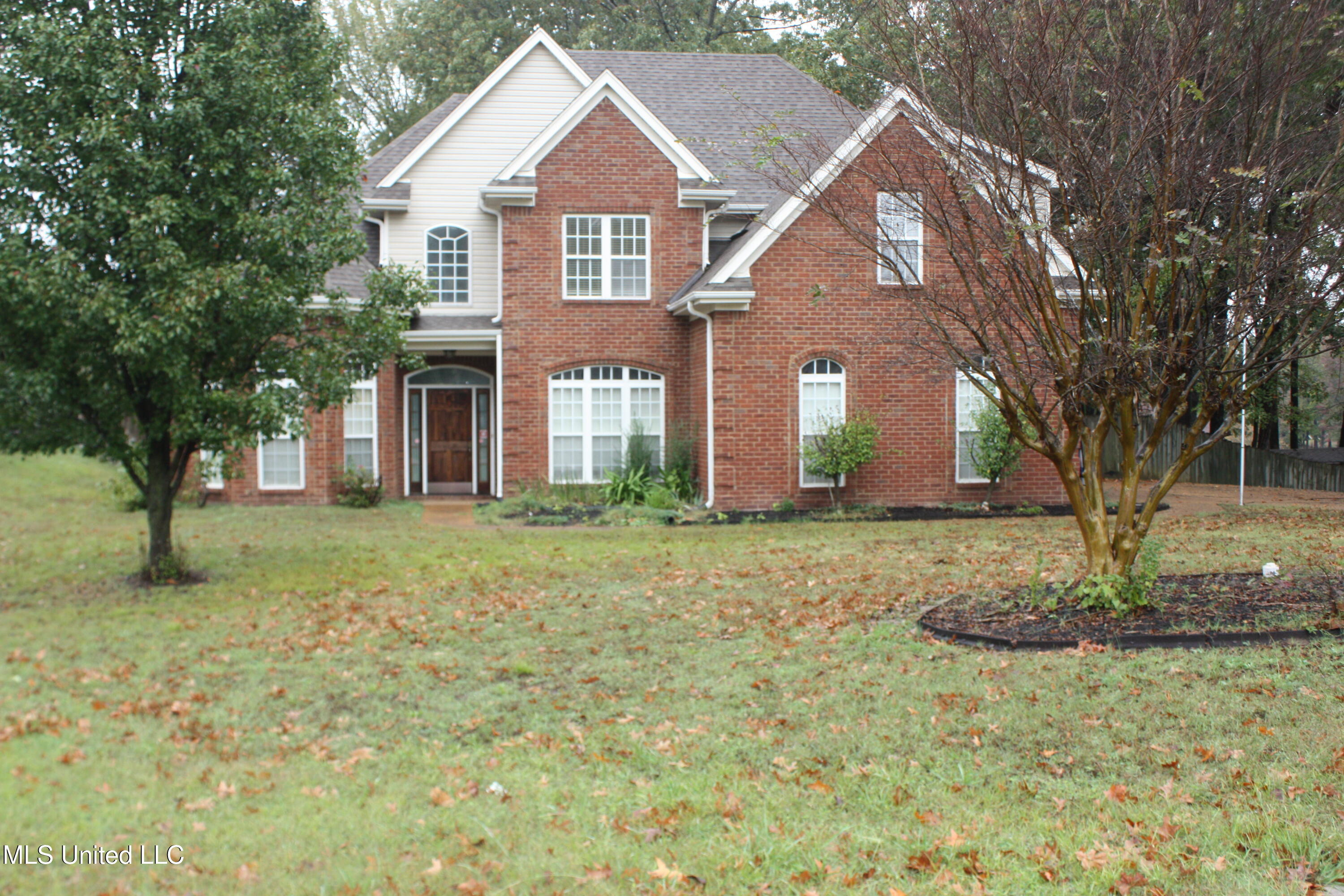 9480 Miranda Drive, Olive Branch, Mississippi image 1