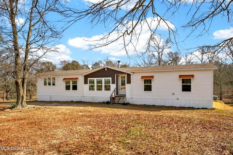 Mobile Home For Sale - 14 Elmer Smith Road<br/> Lumberton, MS 39455