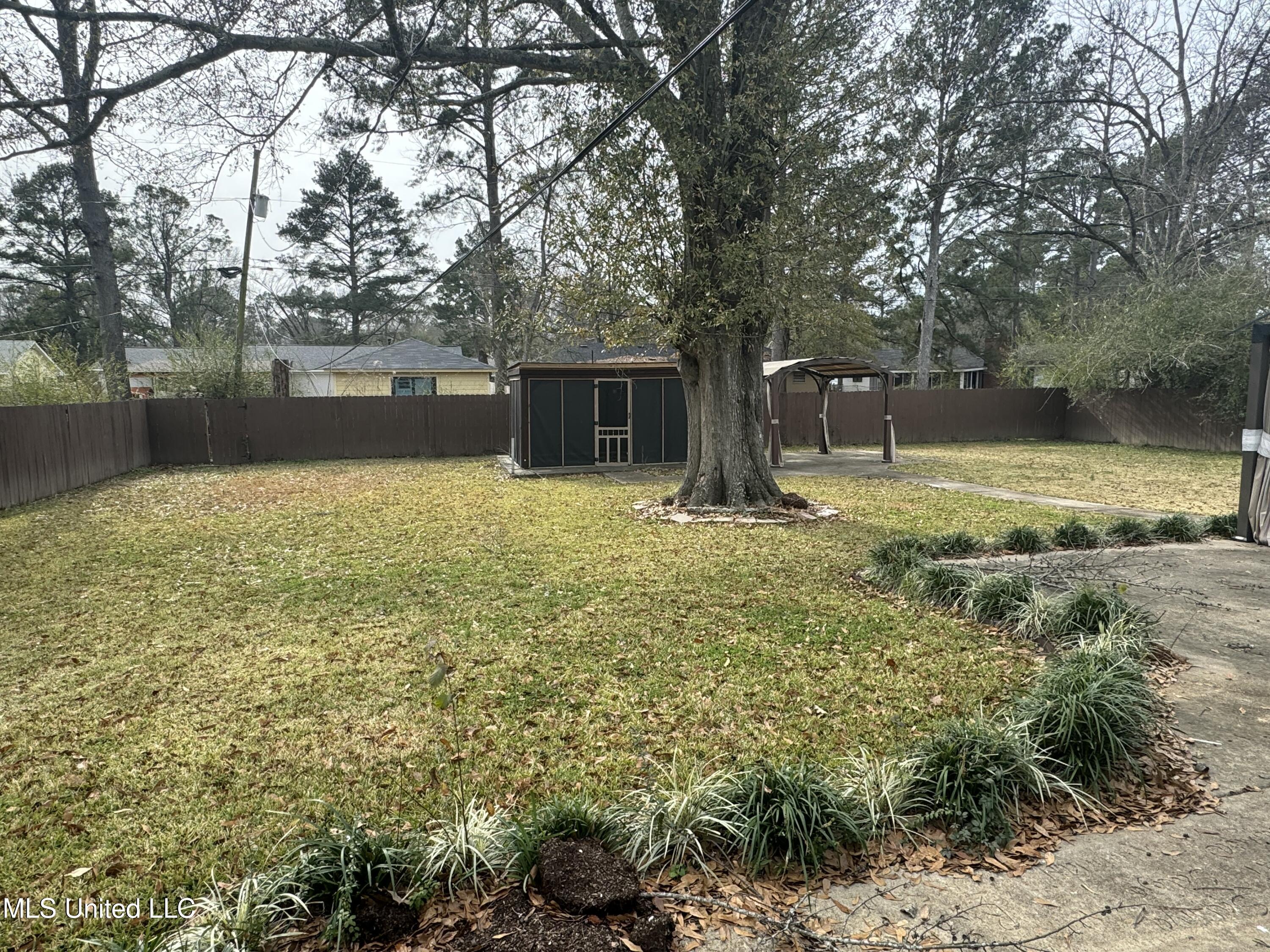 315 Melrose Drive, Jackson, Mississippi image 17