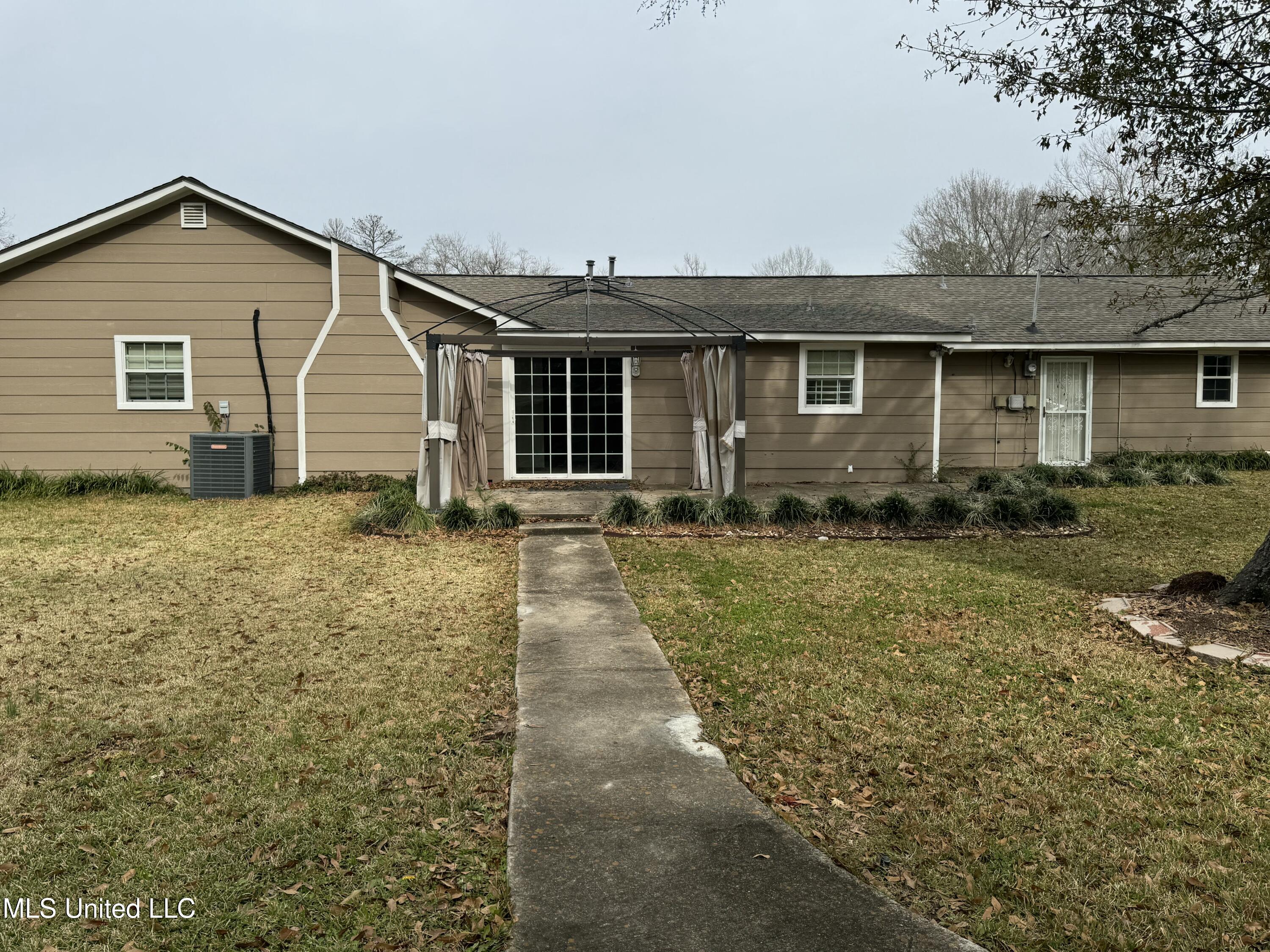 315 Melrose Drive, Jackson, Mississippi image 19