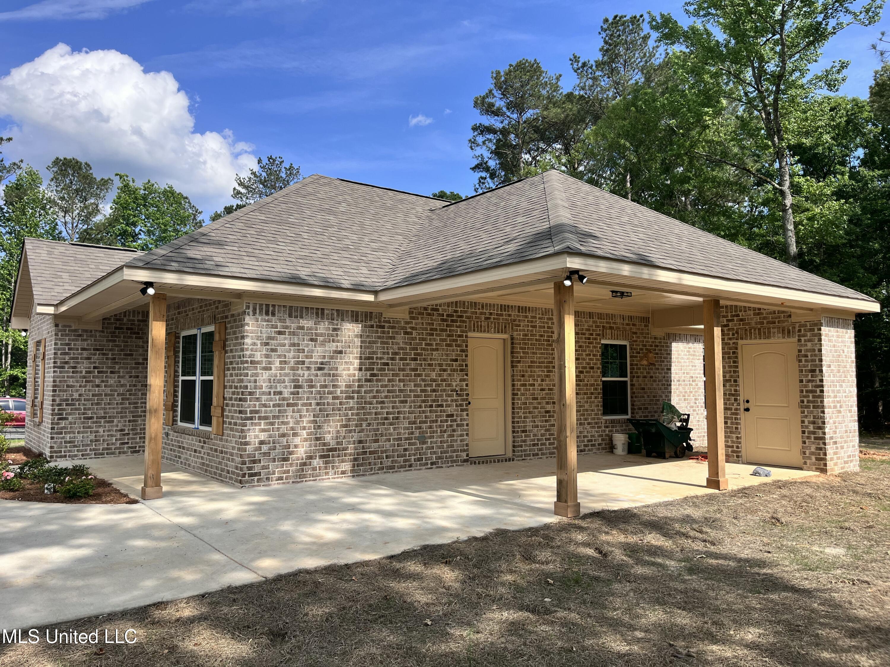 138 Shannon Trey Lane, Florence, Mississippi image 4