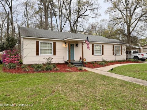 Homes For Sale - 412 Hardy Lane<br/> Brookhaven, MS 39601