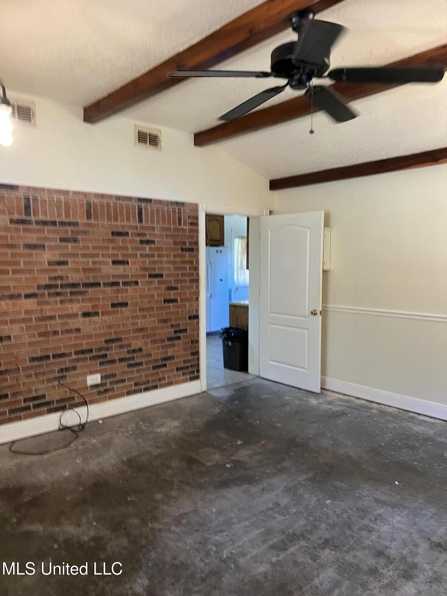 3917 Sherwood Street, Pascagoula, Mississippi image 32