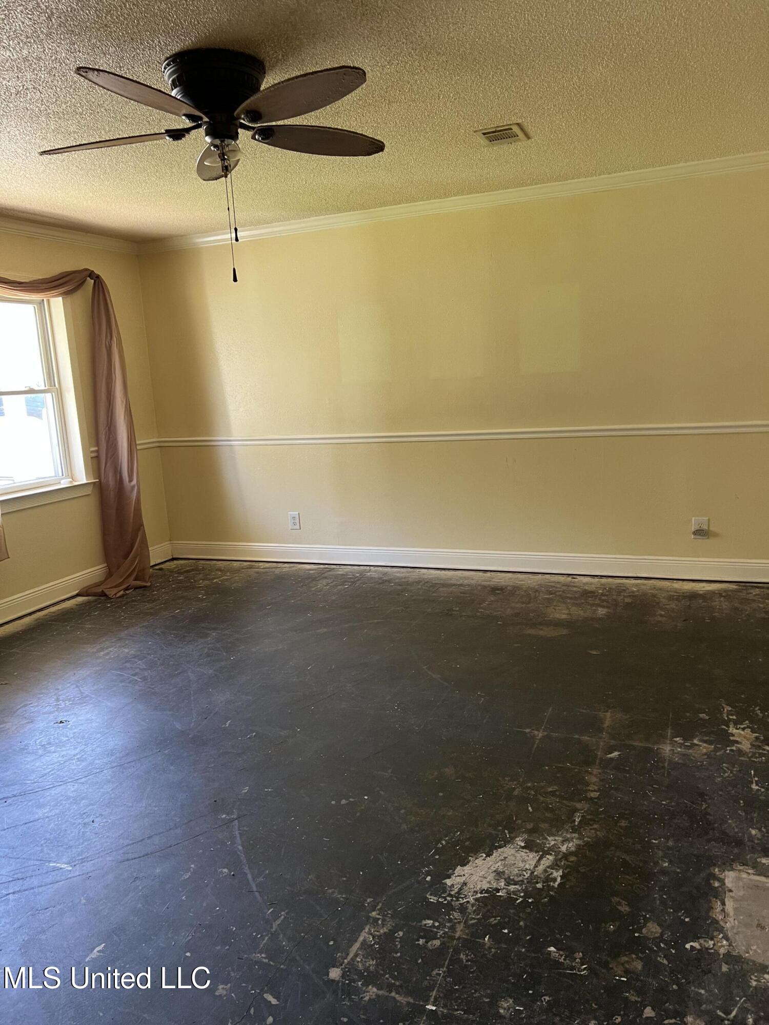 3917 Sherwood Street, Pascagoula, Mississippi image 21