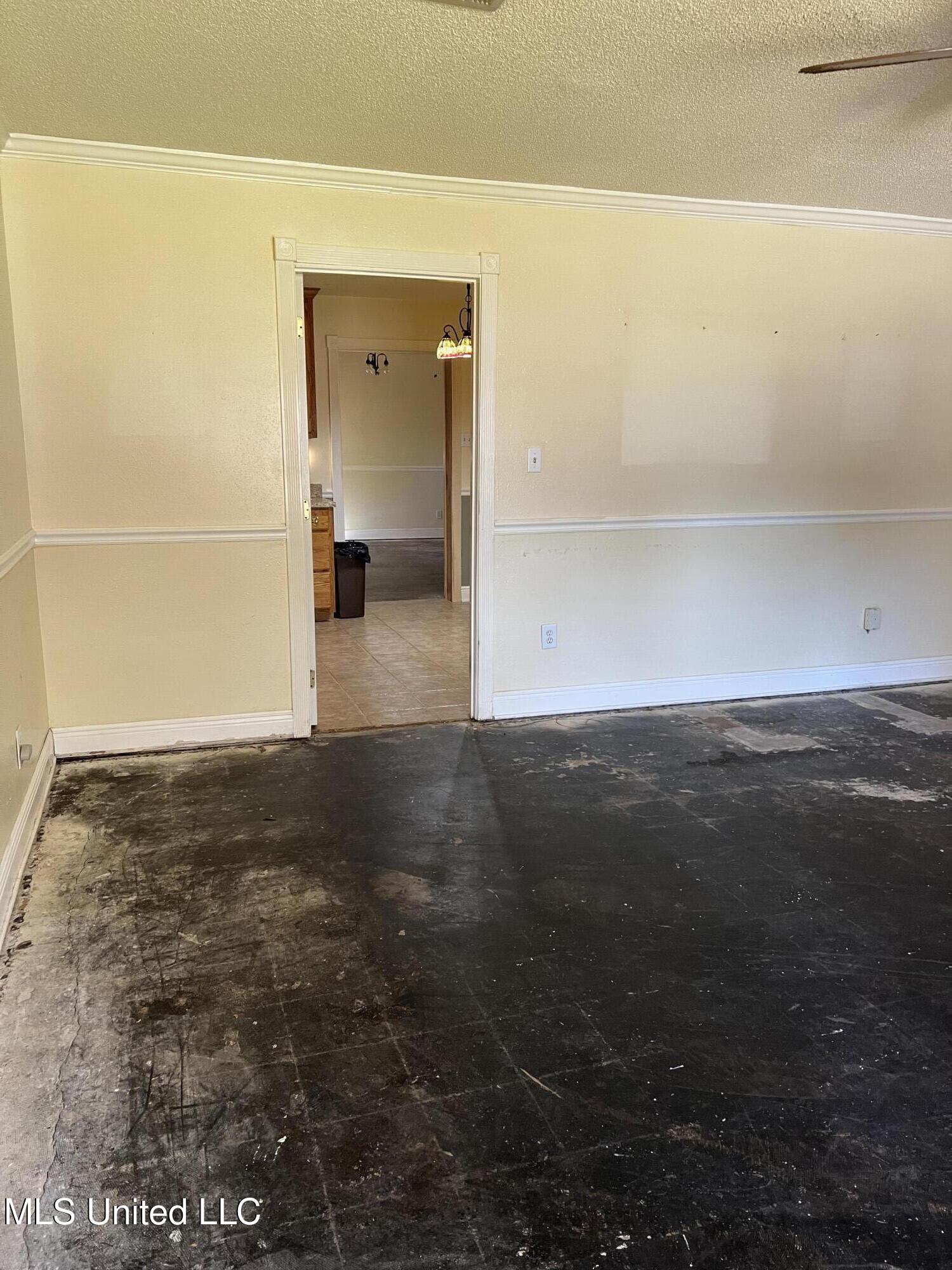 3917 Sherwood Street, Pascagoula, Mississippi image 14