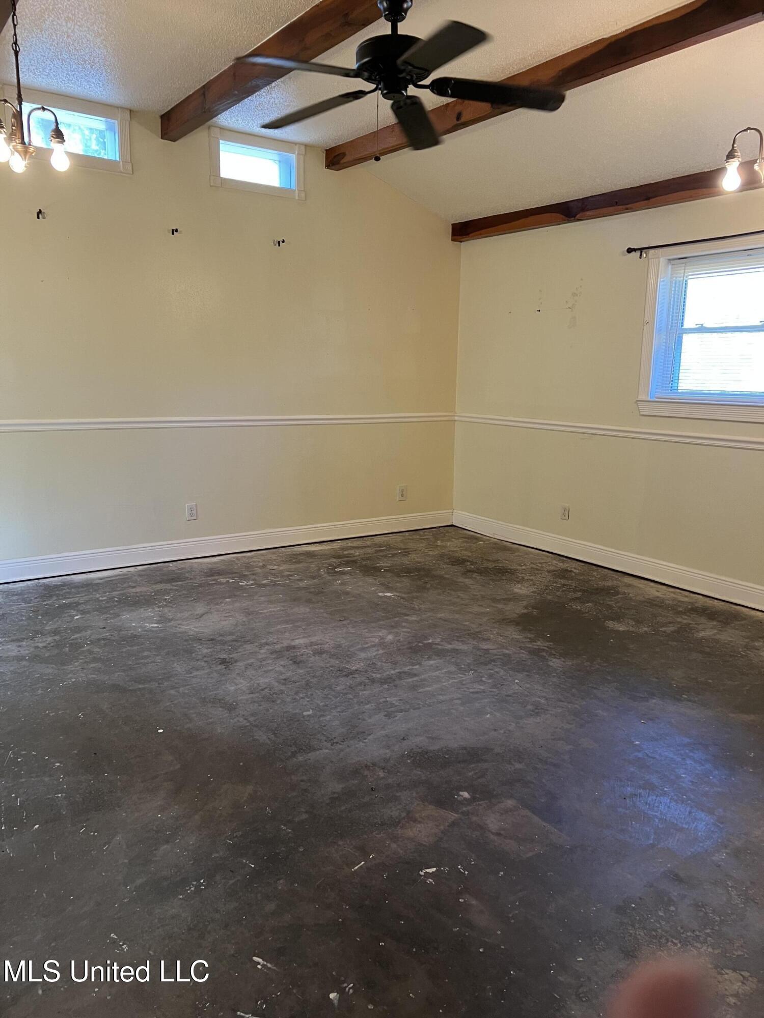 3917 Sherwood Street, Pascagoula, Mississippi image 24