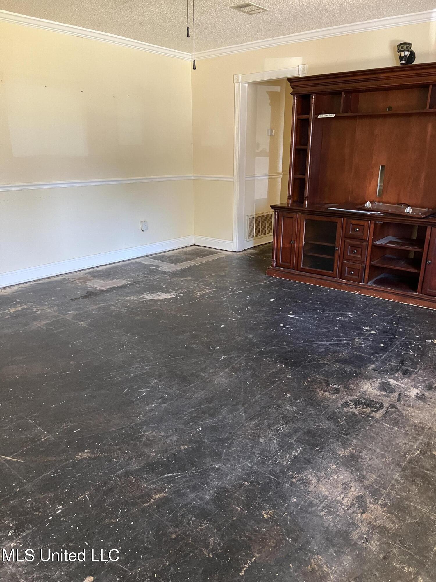 3917 Sherwood Street, Pascagoula, Mississippi image 13