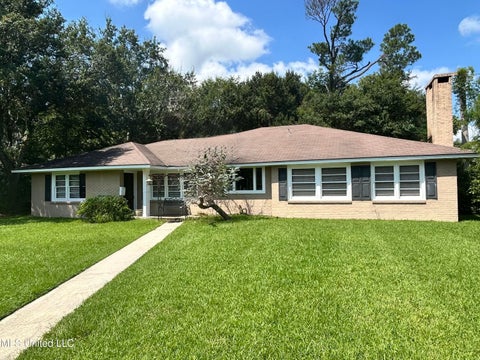 Homes For Sale - 4464 Kendall Circle<br/> Gulfport, MS 39507
