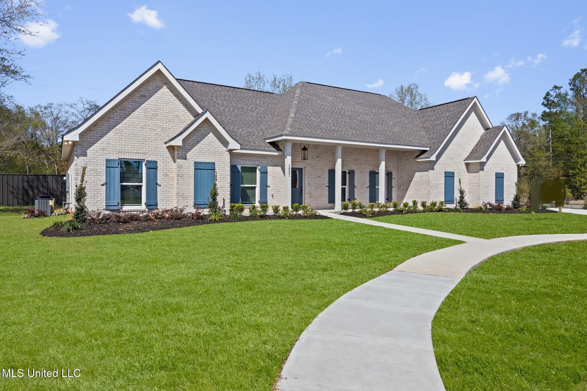 12551 Westwood Place, Gulfport, Mississippi image 1