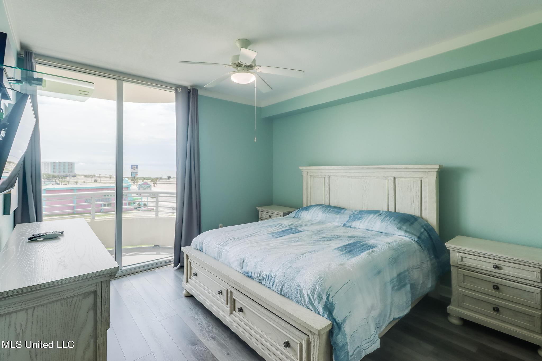 2060 Beach Boulevard #307, Biloxi, Mississippi image 7