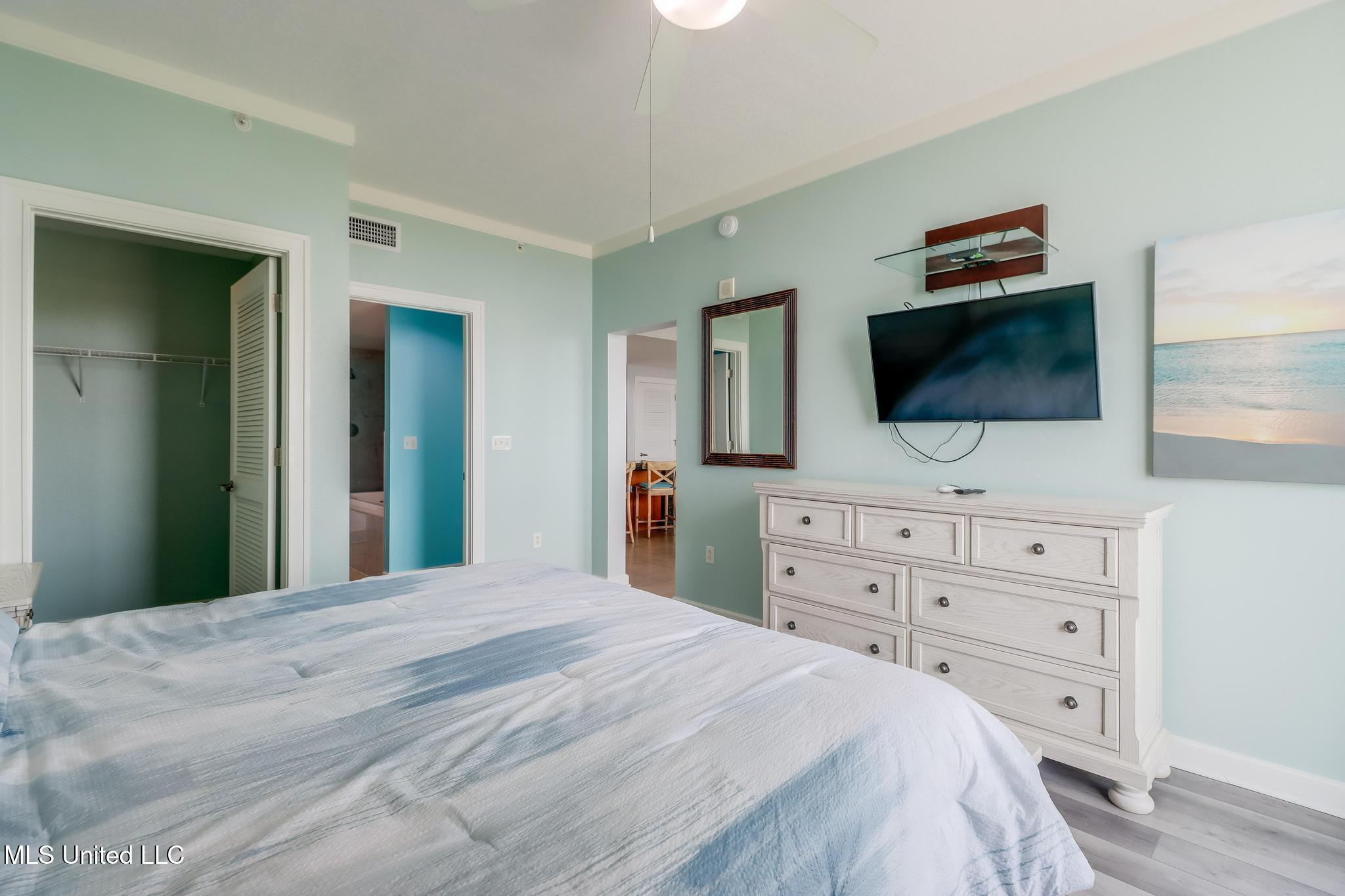 2060 Beach Boulevard #307, Biloxi, Mississippi image 8