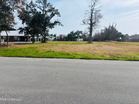 Vacant Land For Sale - 218 E Railroad Street<br/> Pass Christian, MS 39571