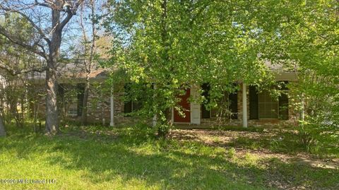 Homes For Sale - 1886 Smallwood Street<br/> Jackson, MS 39212