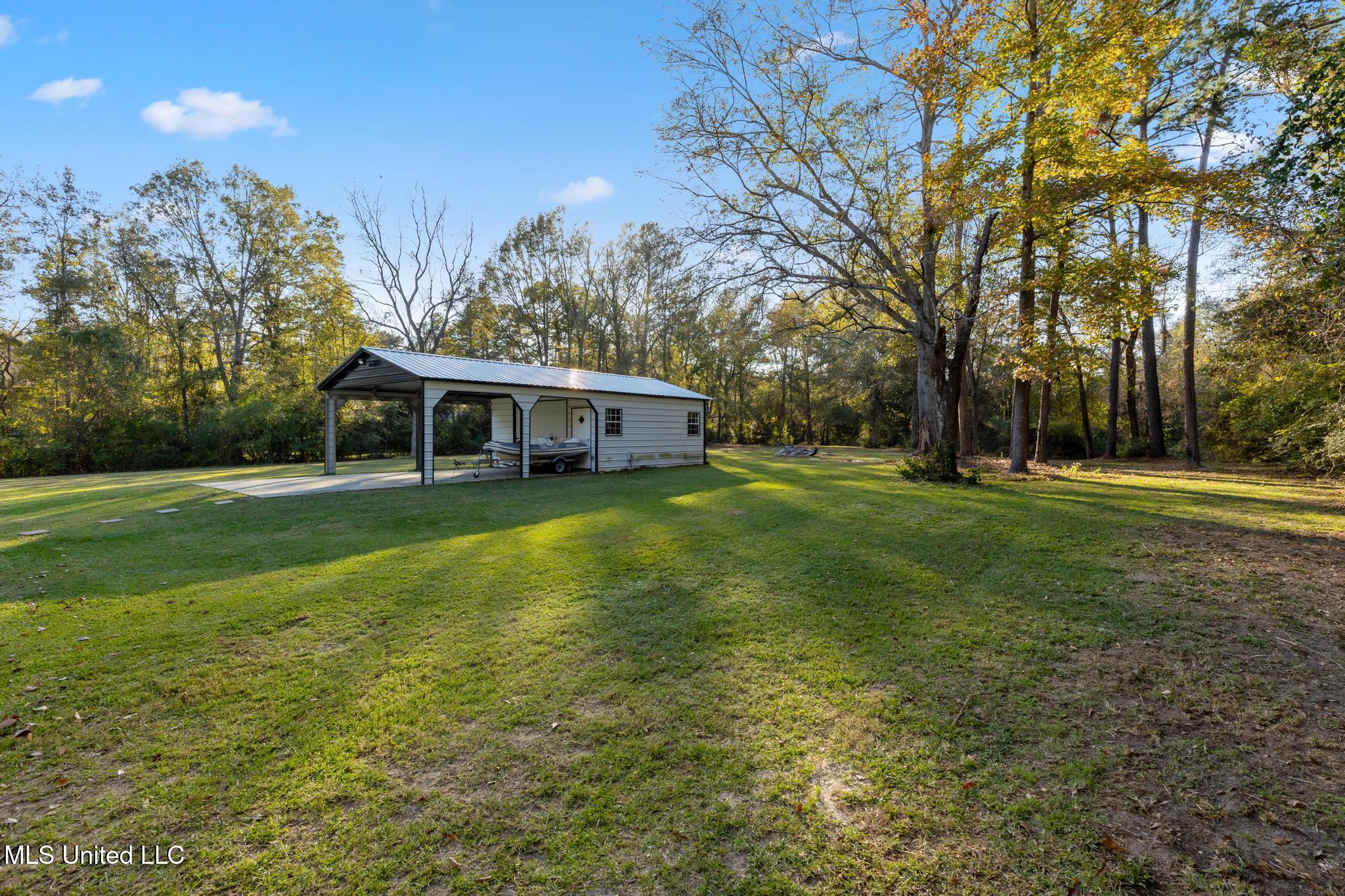 1112 N 34th Avenue, Hattiesburg, Mississippi image 32