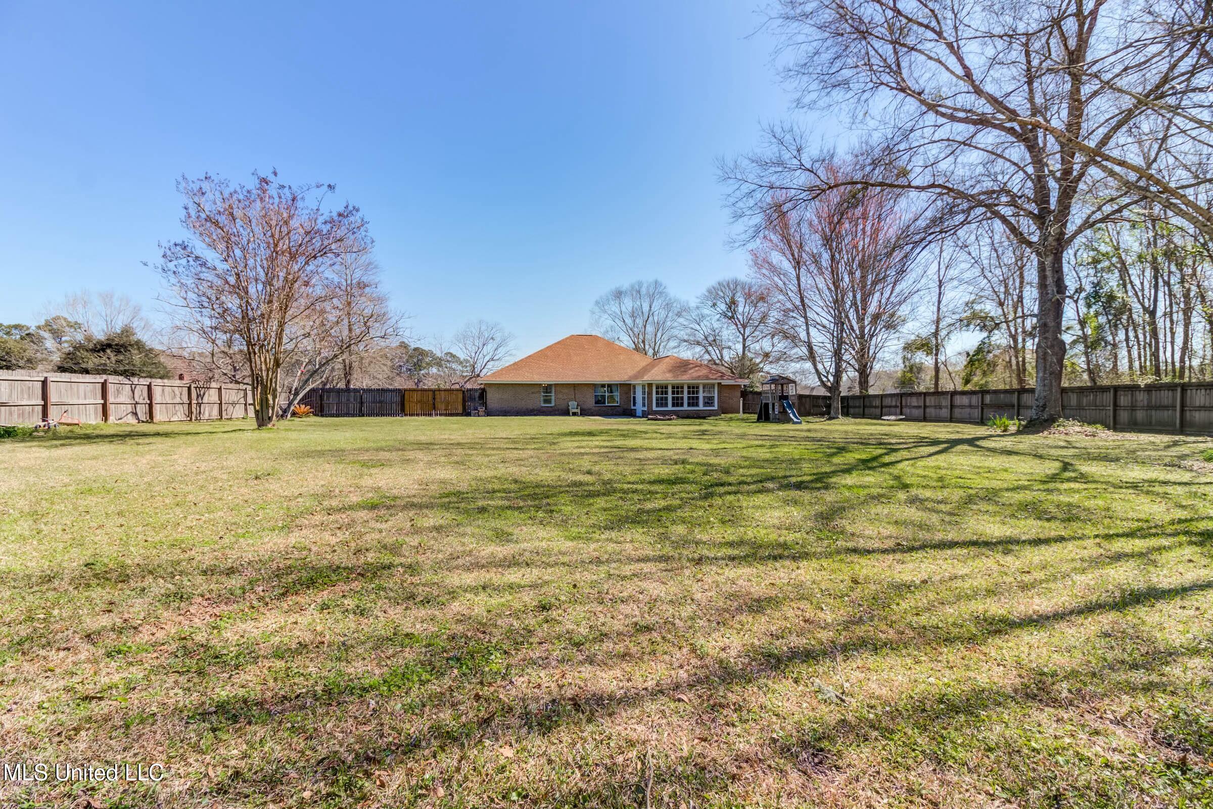 18268 Robinwood Drive, Saucier, Mississippi image 42