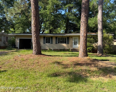 Homes For Sale - 918 Stuart Street<br/> Jackson, MS 39204