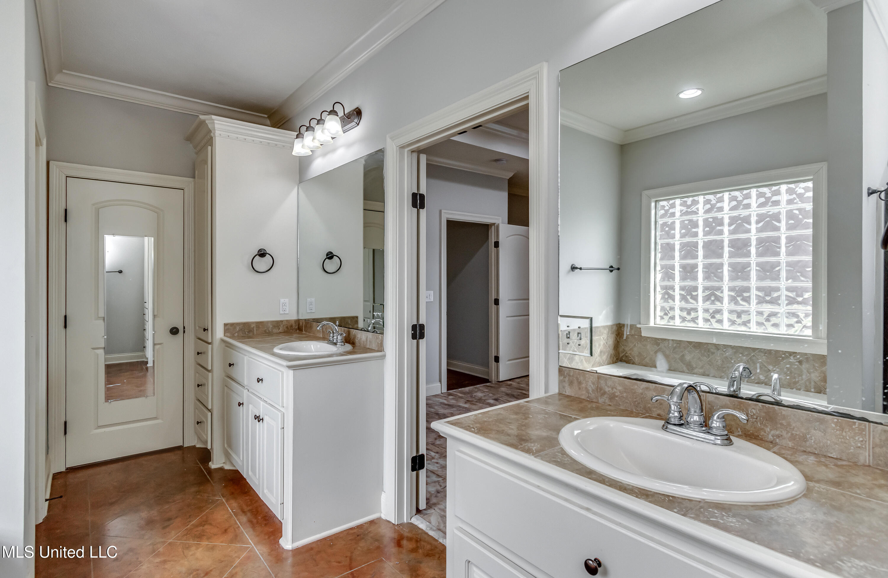 812 Willow Grande Circle, Brandon, Mississippi image 33