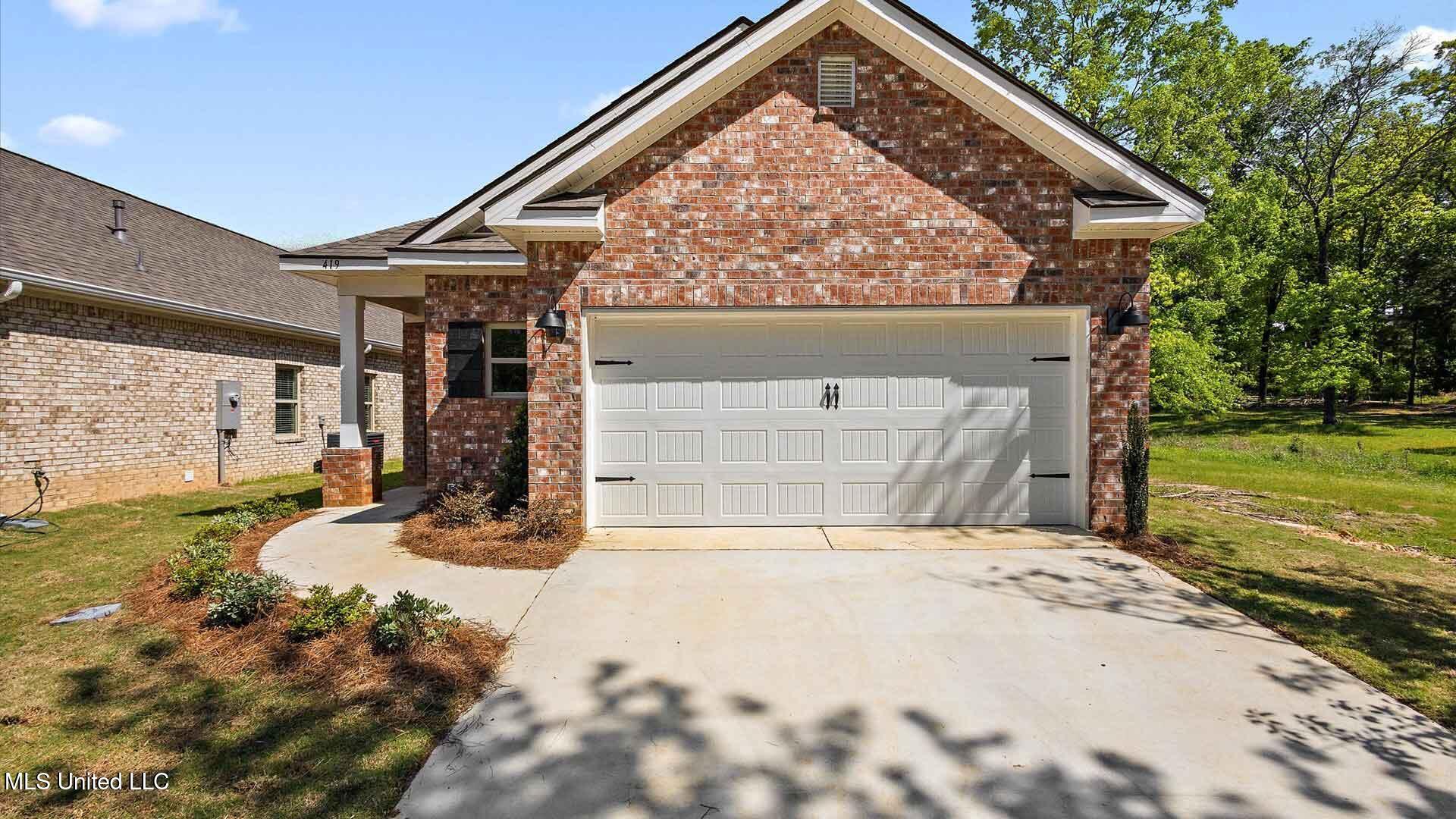 419 Hidden Reed Ct Ct, Pearl, Mississippi image 2