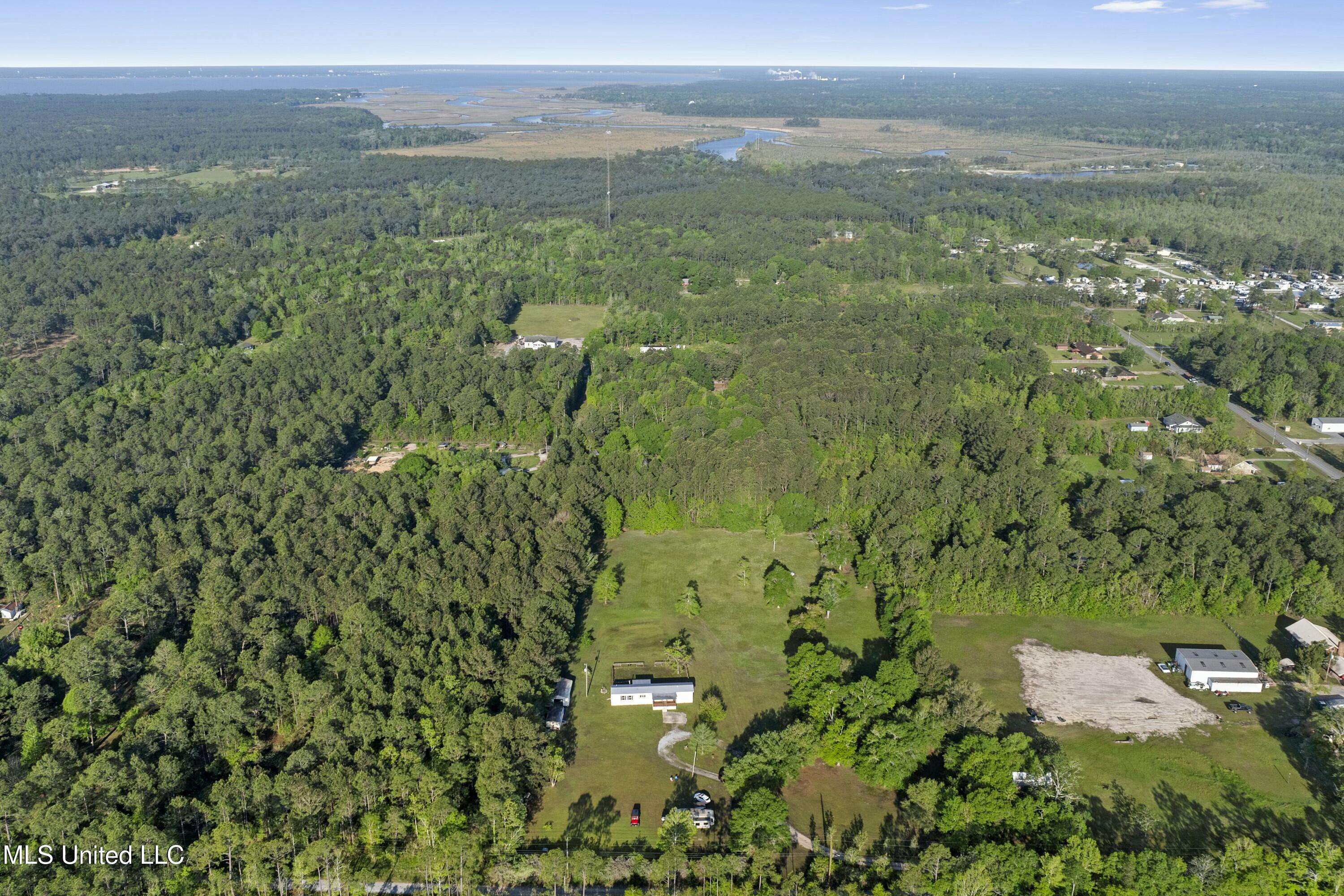 22335 Freddie Frank Road, Long Beach, Mississippi image 35