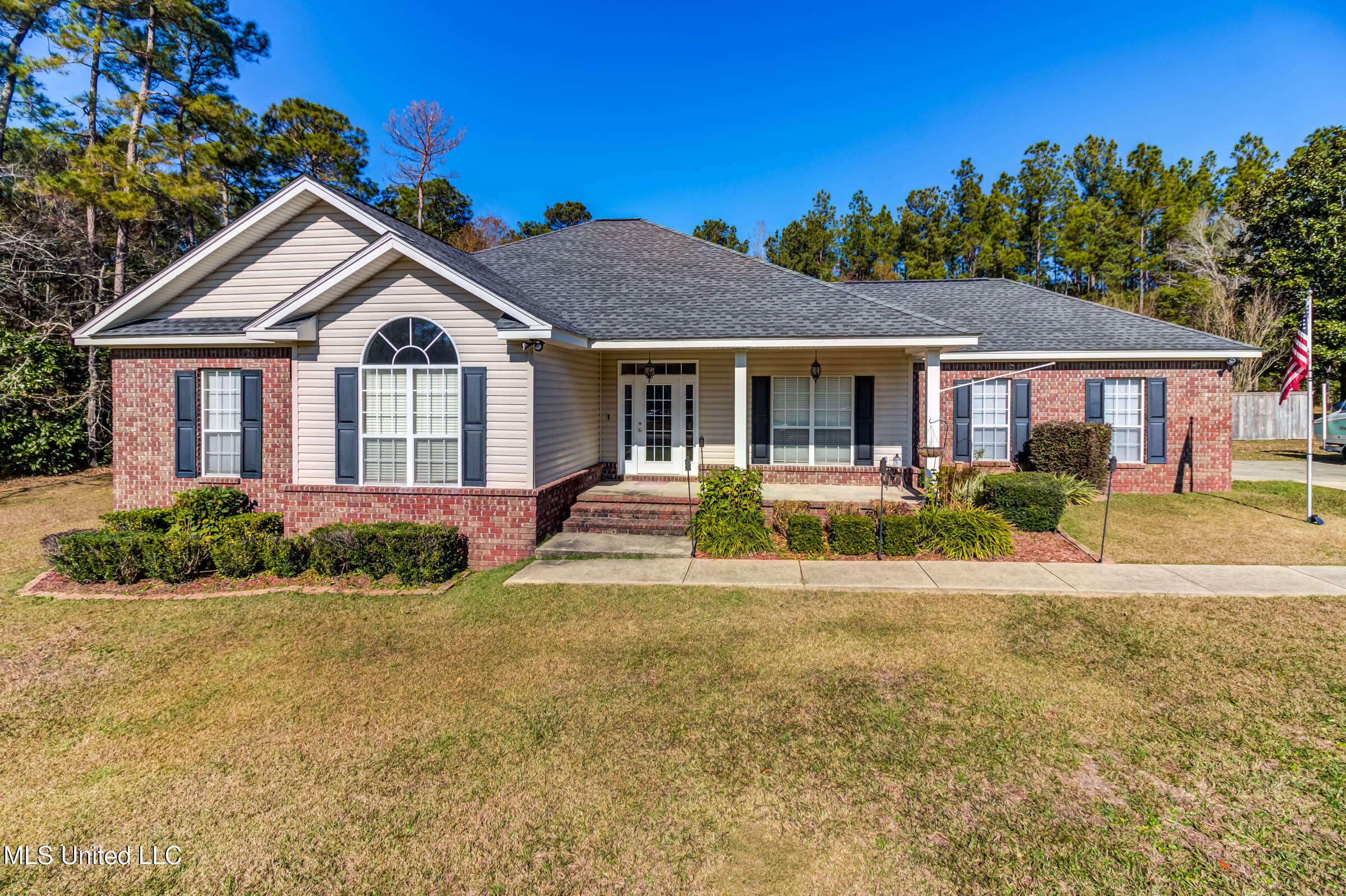 11913 Bluff Ridge Road, Vancleave, Mississippi image 1