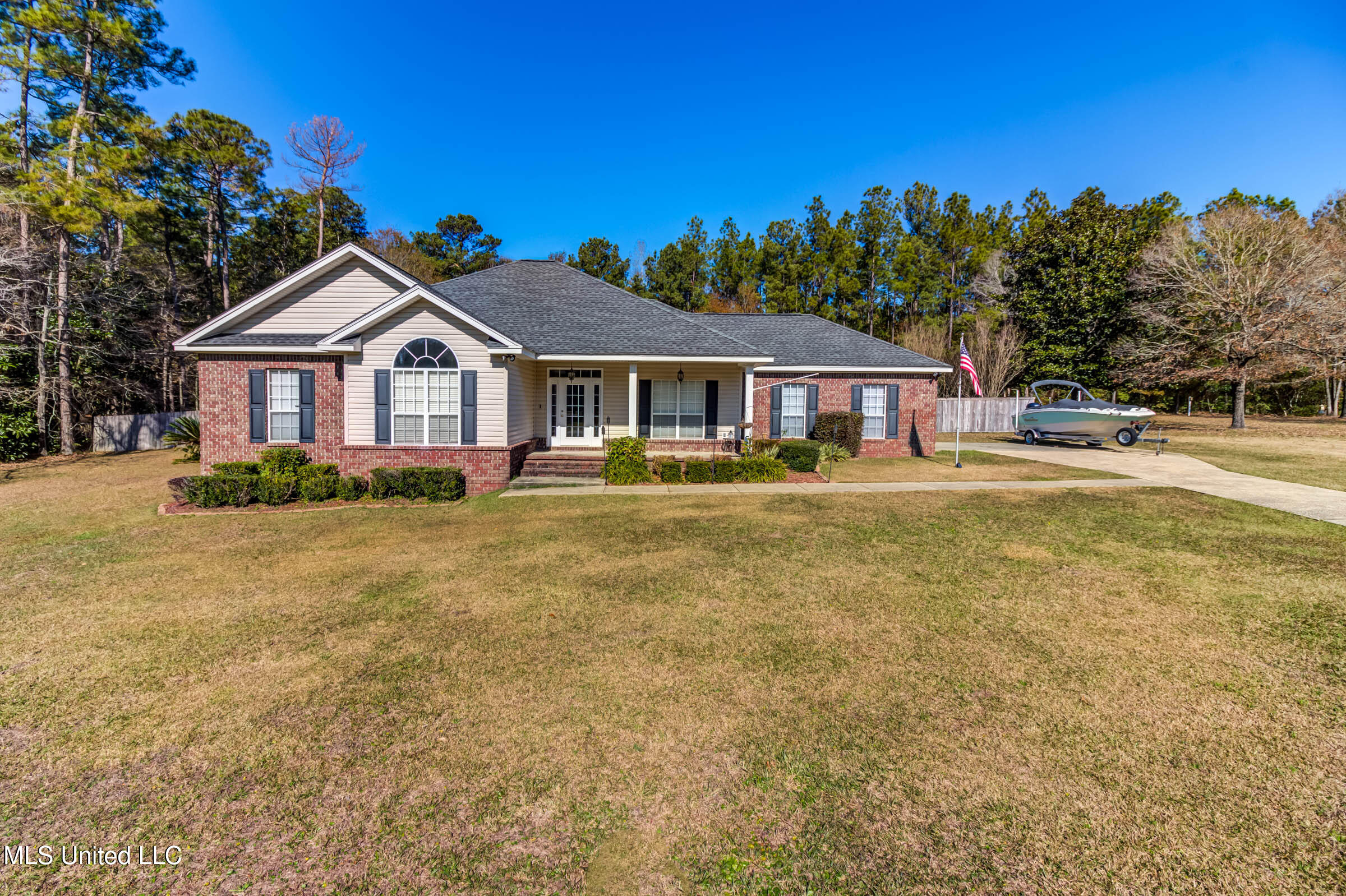 11913 Bluff Ridge Road, Vancleave, Mississippi image 2