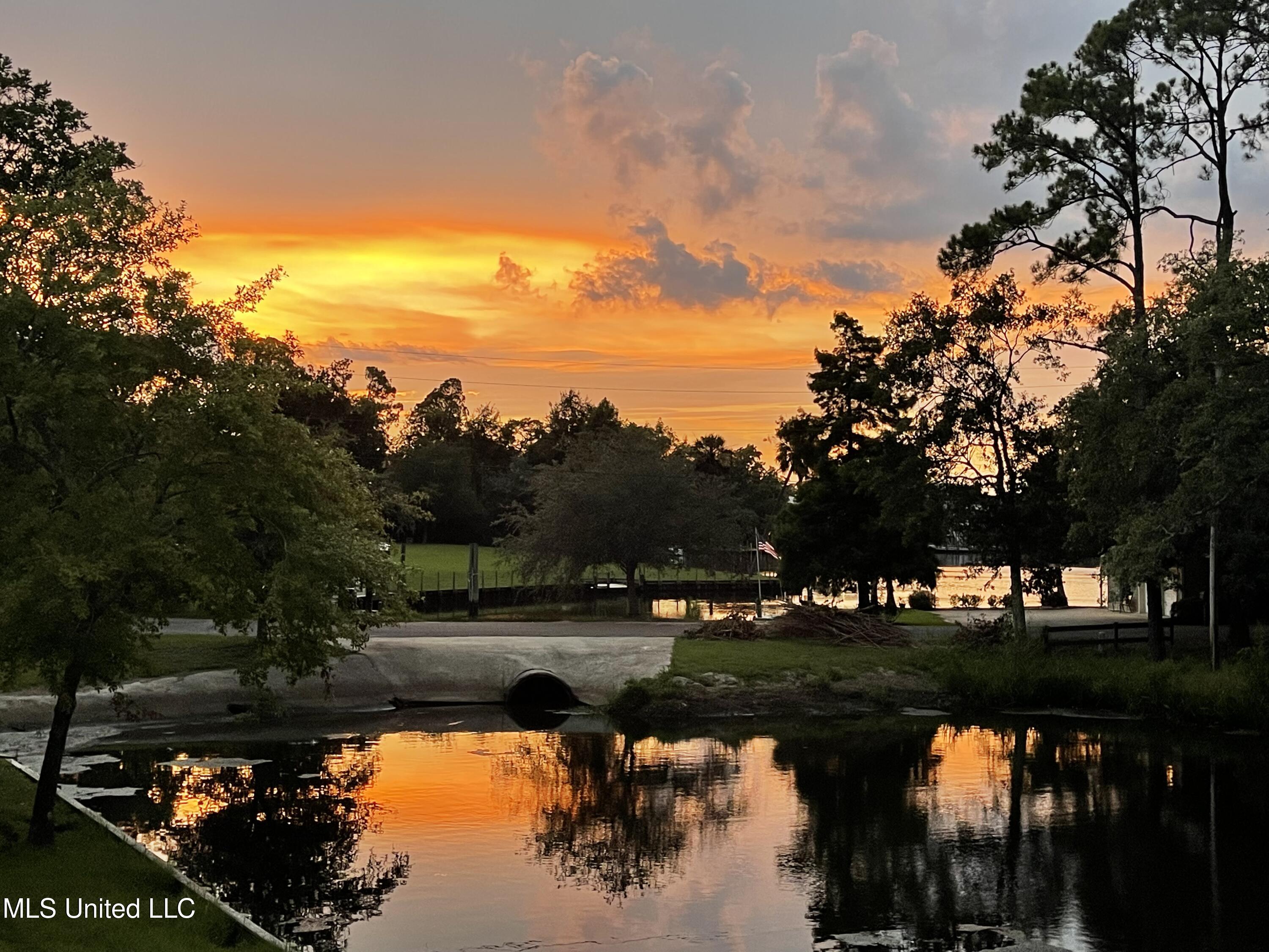 13 Keyser Lane, Gulfport, Mississippi image 11