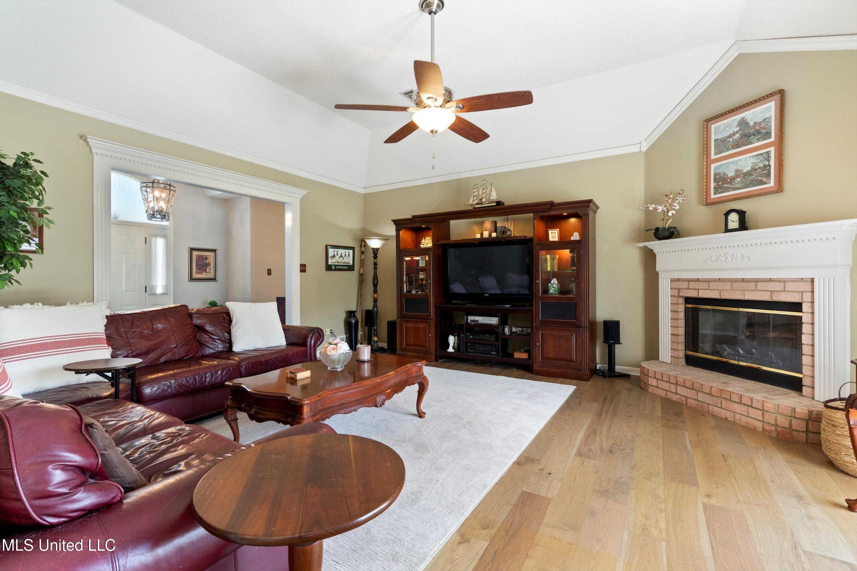 7860 Windersgate Circle, Olive Branch, Mississippi image 16