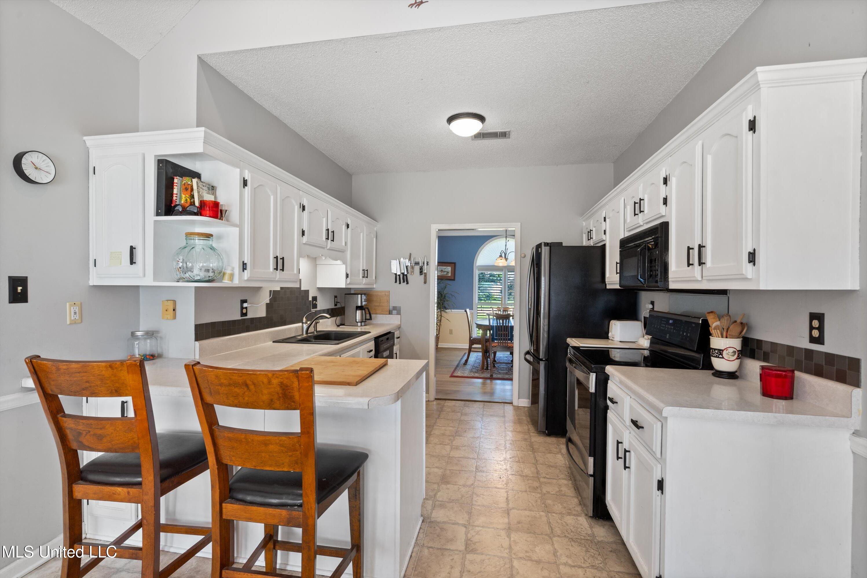 7860 Windersgate Circle, Olive Branch, Mississippi image 5