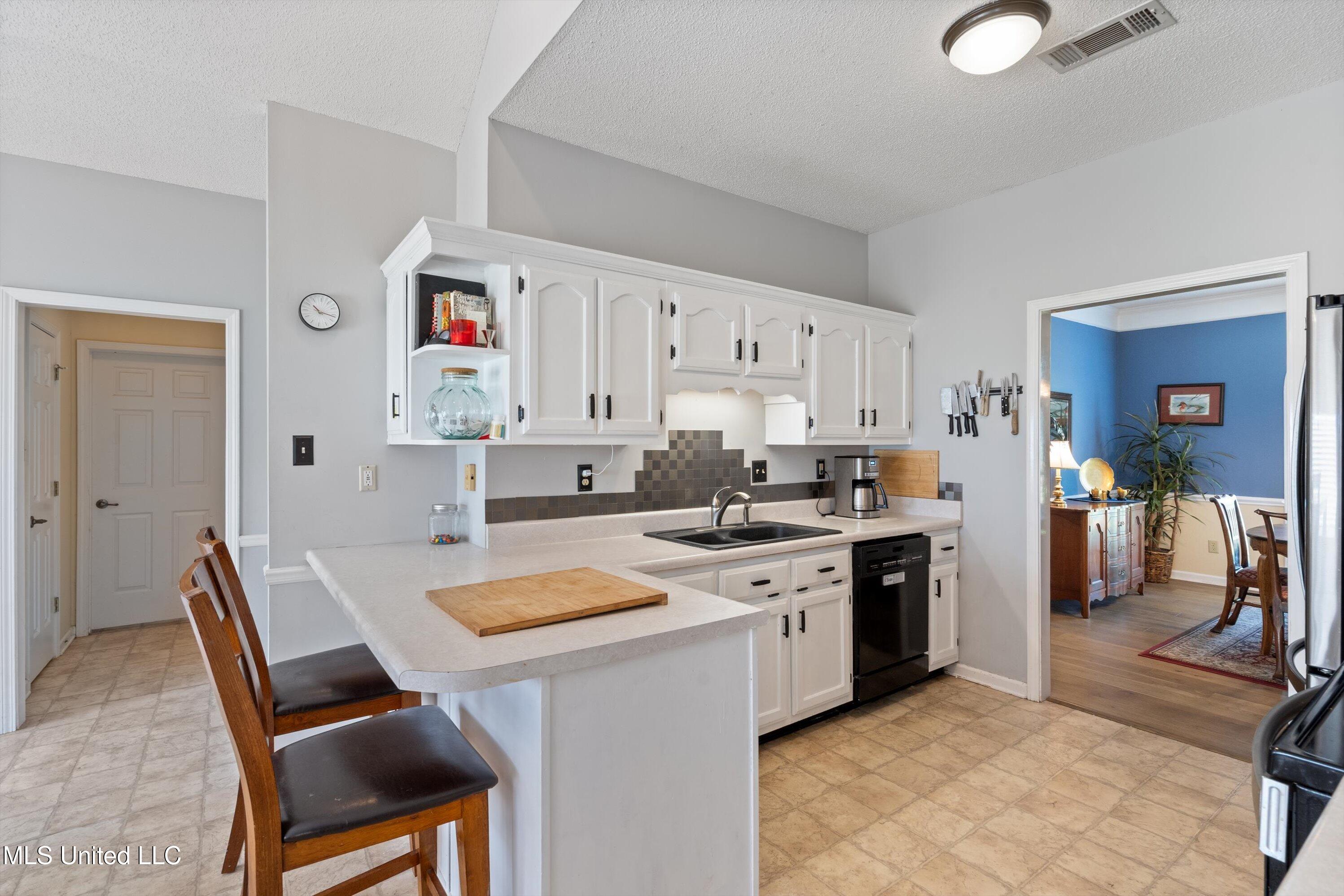 7860 Windersgate Circle, Olive Branch, Mississippi image 18