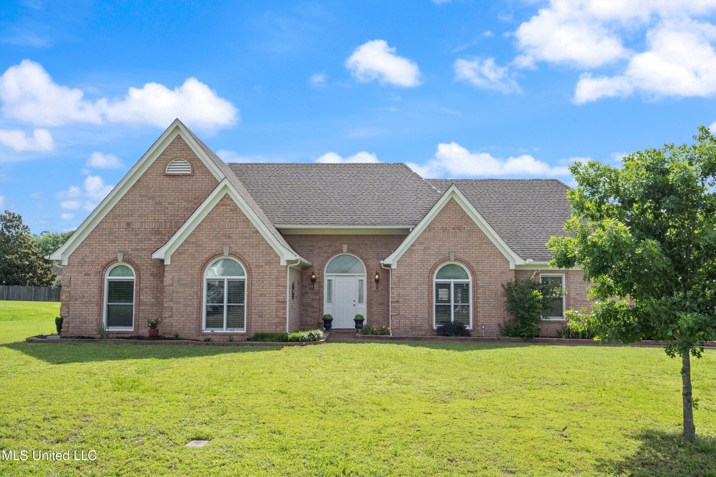 7860 Windersgate Circle, Olive Branch, Mississippi image 7