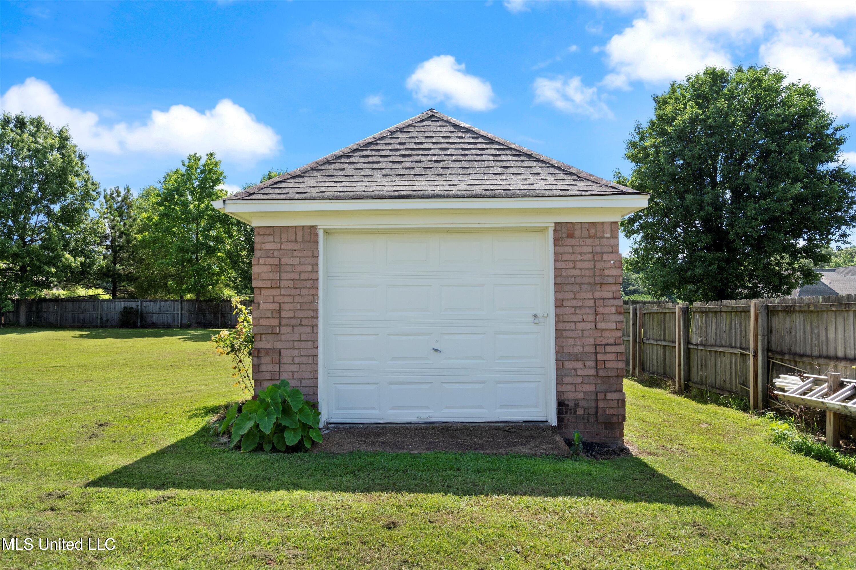7860 Windersgate Circle, Olive Branch, Mississippi image 34
