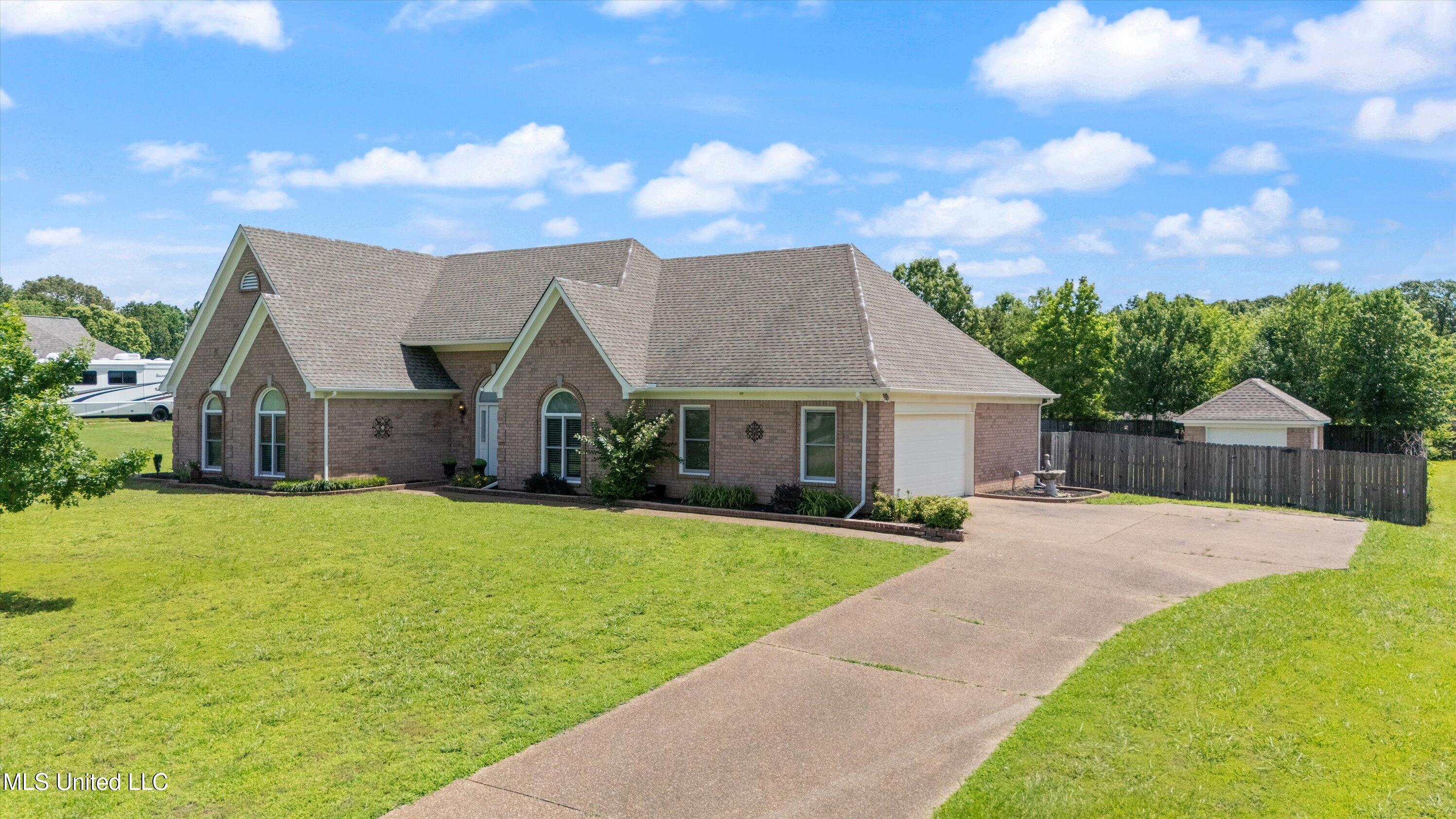 7860 Windersgate Circle, Olive Branch, Mississippi image 45