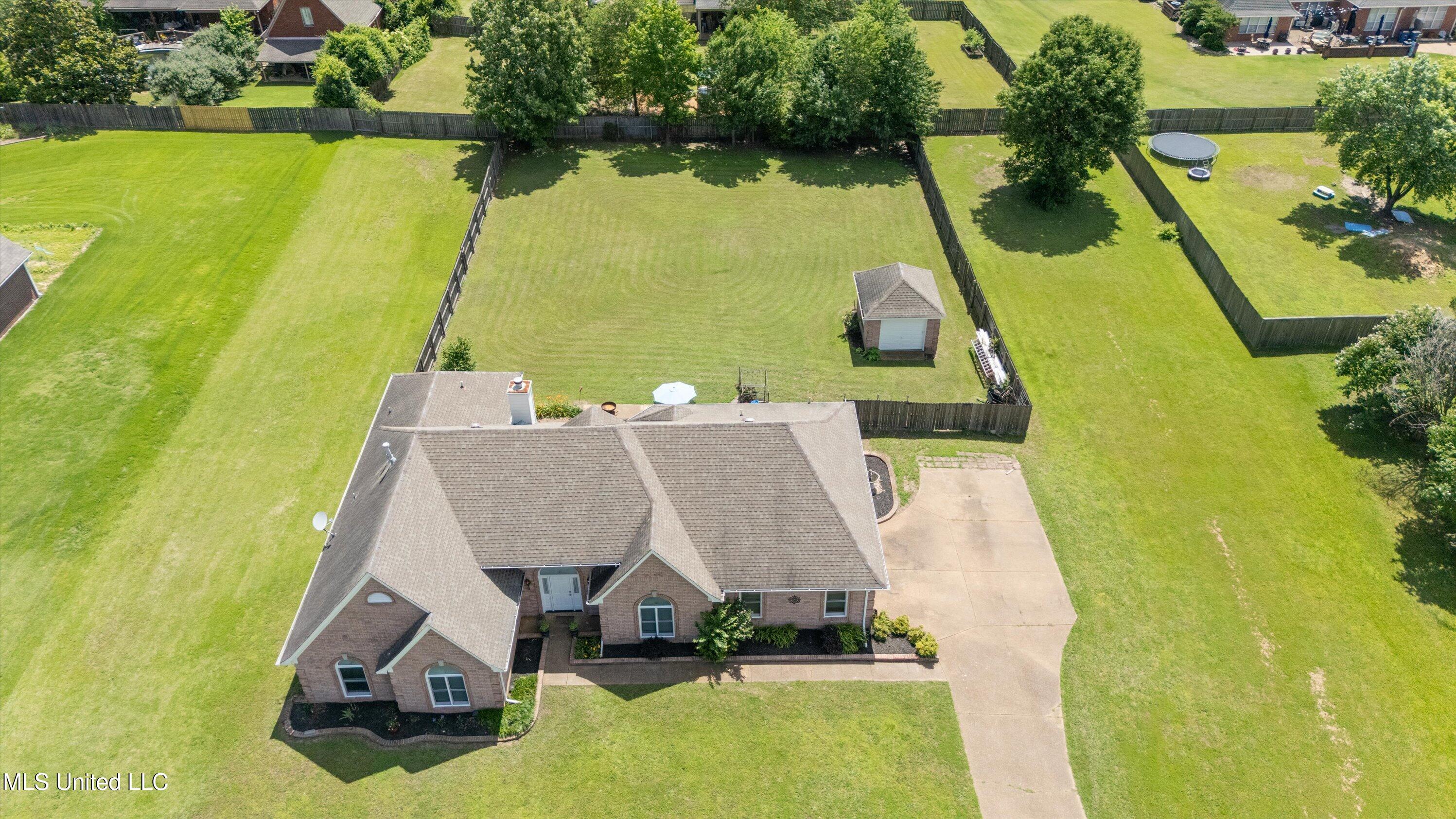 7860 Windersgate Circle, Olive Branch, Mississippi image 40