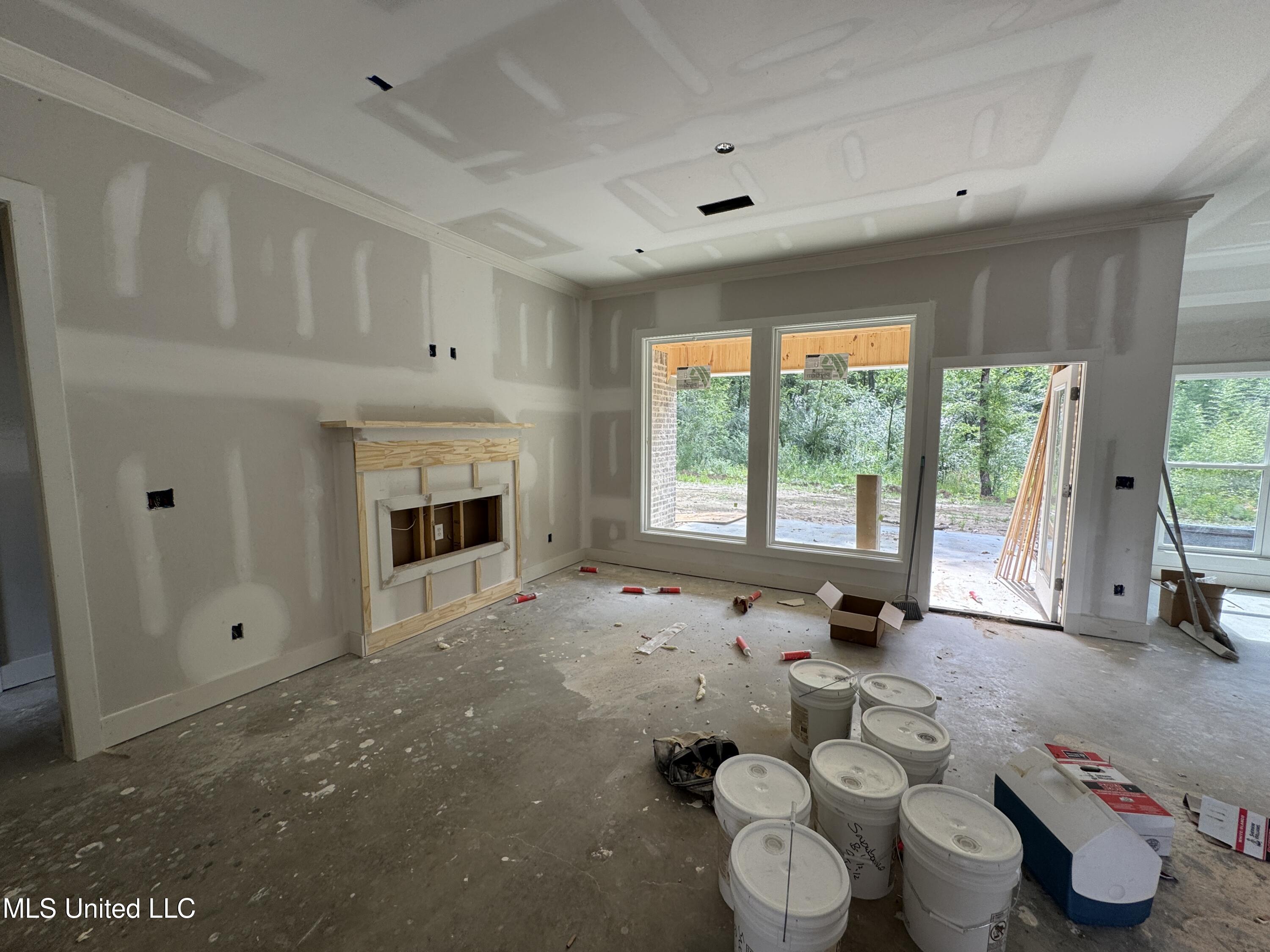 755 Magnolia Point Circle, Pearl, Mississippi image 2