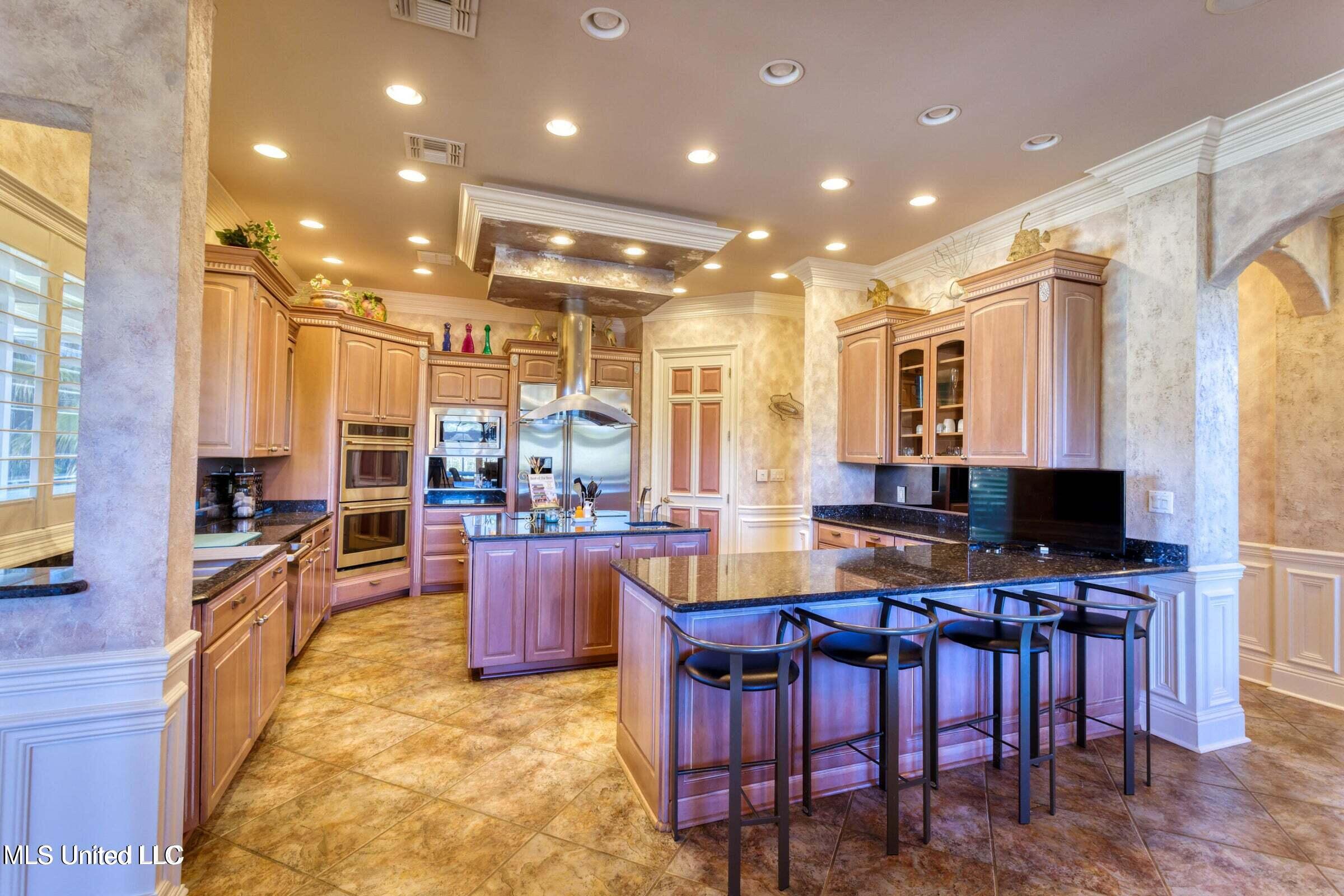 8230 Maunalani Place, Diamondhead, Mississippi image 22