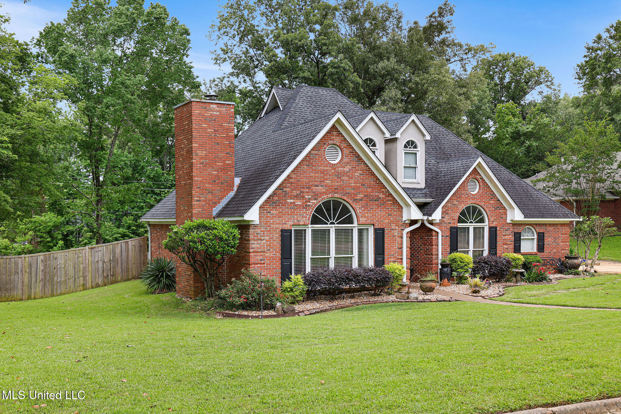 108 Kenbridge Lane, Madison, Mississippi image 2
